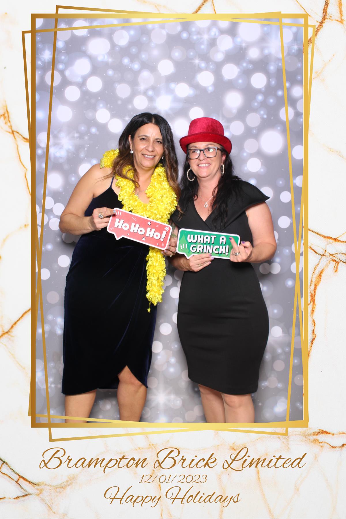 Brampton Brick Limited Holiday Party | View more photos from the event at gallery.myselfiemirror.ca/u/romanmyselfiemirrorca/Brampton-Brick-Limited-Holiday-Party