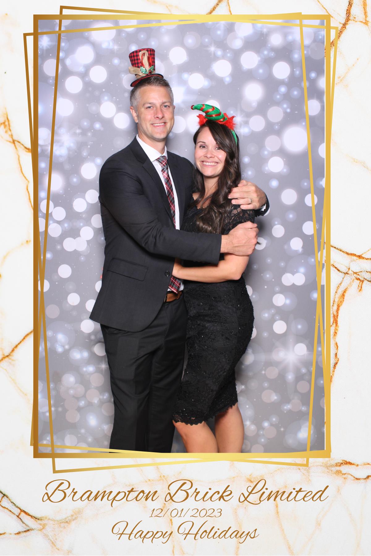 Brampton Brick Limited Holiday Party | View more photos from the event at gallery.myselfiemirror.ca/u/romanmyselfiemirrorca/Brampton-Brick-Limited-Holiday-Party