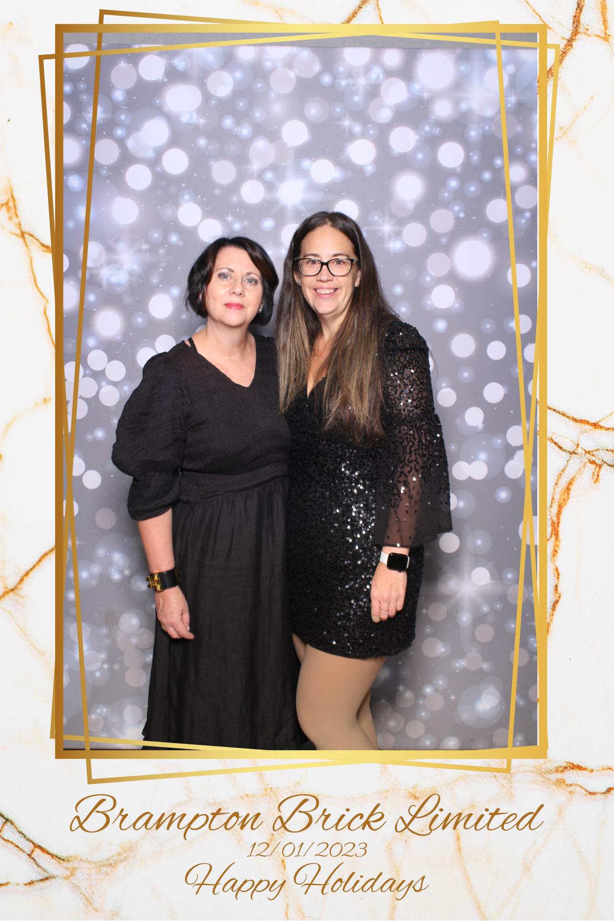 Brampton Brick Limited Holiday Party | View more photos from the event at gallery.myselfiemirror.ca/u/romanmyselfiemirrorca/Brampton-Brick-Limited-Holiday-Party