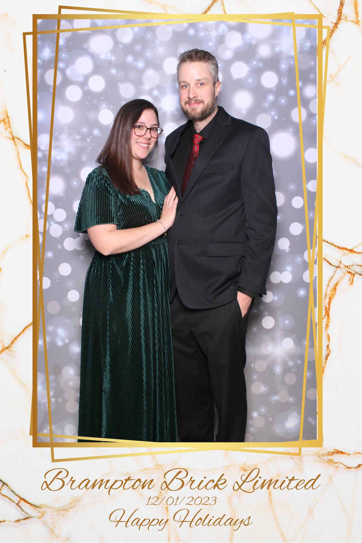 Brampton Brick Limited Holiday Party | View more photos from the event at gallery.myselfiemirror.ca/u/romanmyselfiemirrorca/Brampton-Brick-Limited-Holiday-Party