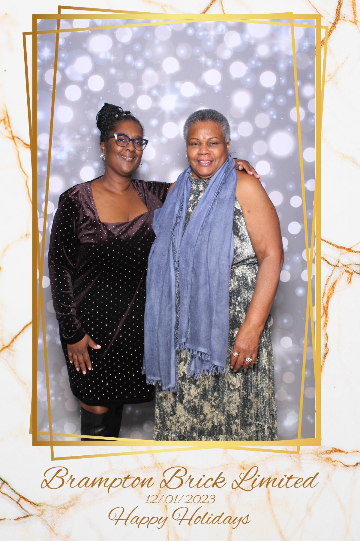 Brampton Brick Limited Holiday Party | View more photos from the event at gallery.myselfiemirror.ca/u/romanmyselfiemirrorca/Brampton-Brick-Limited-Holiday-Party