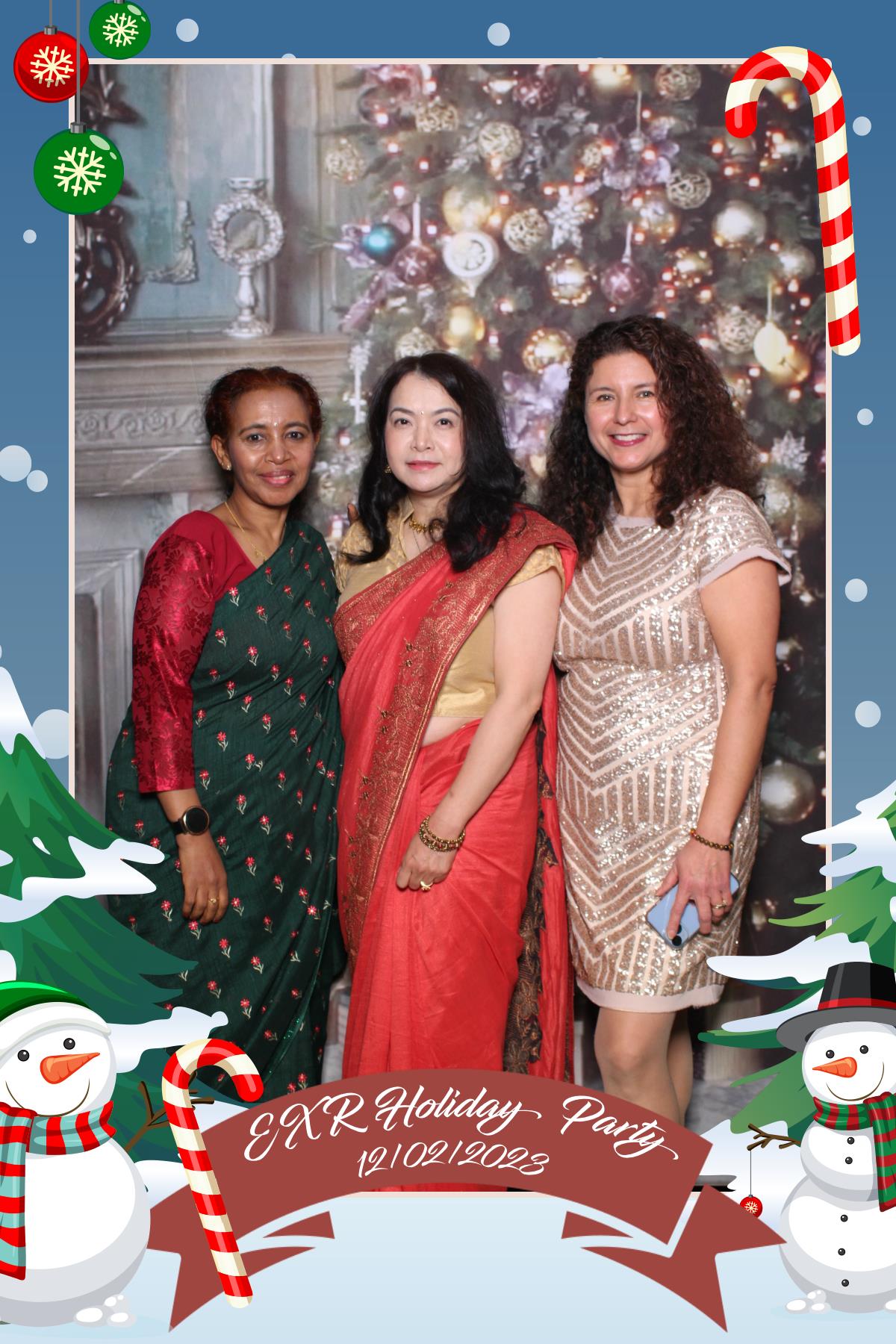 EXR Holiday Party  | View more photos from the event at gallery.myselfiemirror.ca/u/romanmyselfiemirrorca/EXR-Holiday-Party