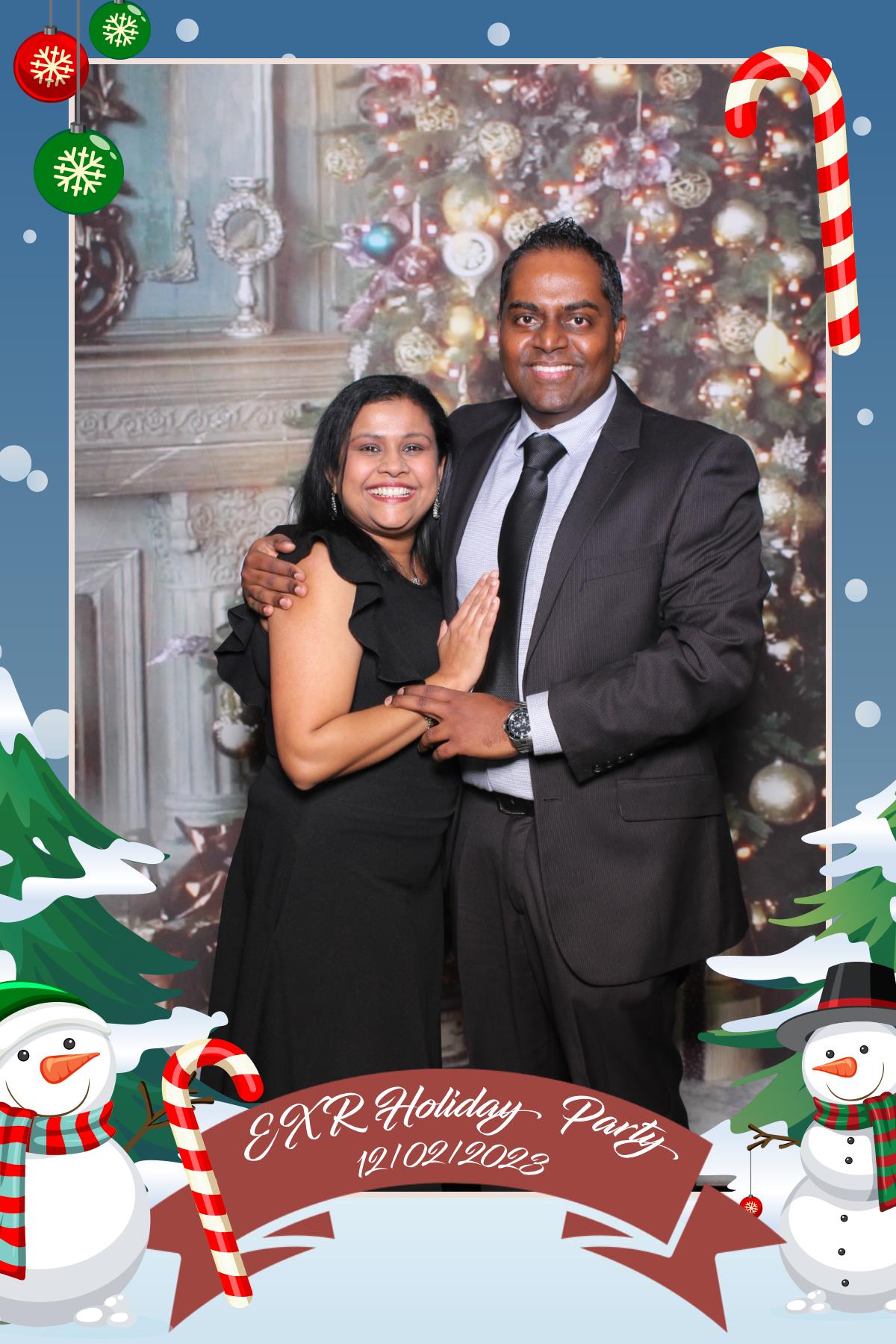 EXR Holiday Party  | View more photos from the event at gallery.myselfiemirror.ca/u/romanmyselfiemirrorca/EXR-Holiday-Party