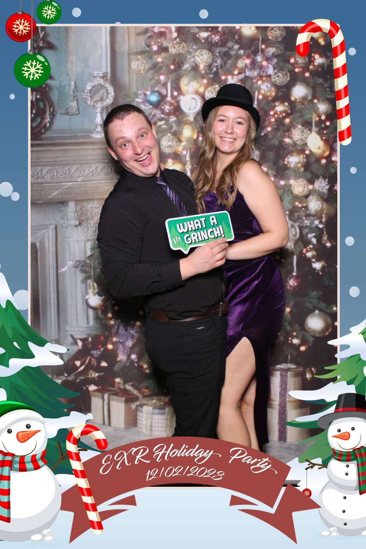 EXR Holiday Party  | View more photos from the event at gallery.myselfiemirror.ca/u/romanmyselfiemirrorca/EXR-Holiday-Party