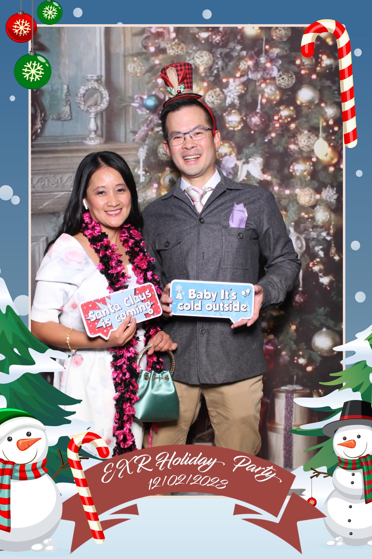 EXR Holiday Party  | View more photos from the event at gallery.myselfiemirror.ca/u/romanmyselfiemirrorca/EXR-Holiday-Party