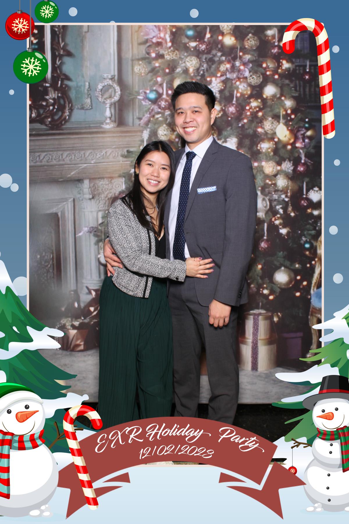 EXR Holiday Party  | View more photos from the event at gallery.myselfiemirror.ca/u/romanmyselfiemirrorca/EXR-Holiday-Party