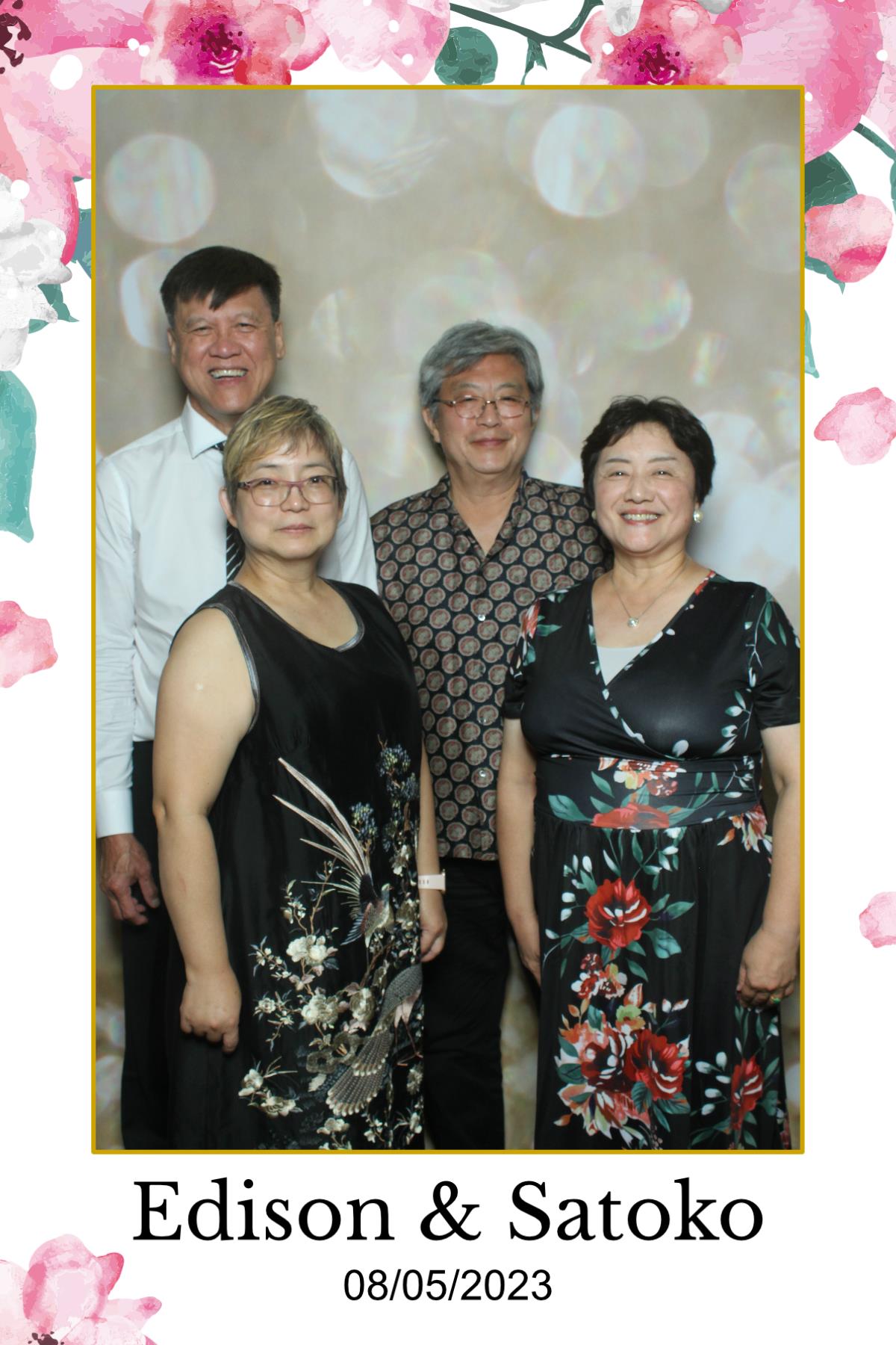 Edison & Satoko | View more photos from the event at gallery.myselfiemirror.ca/u/romanmyselfiemirrorca/Edison-Satoko