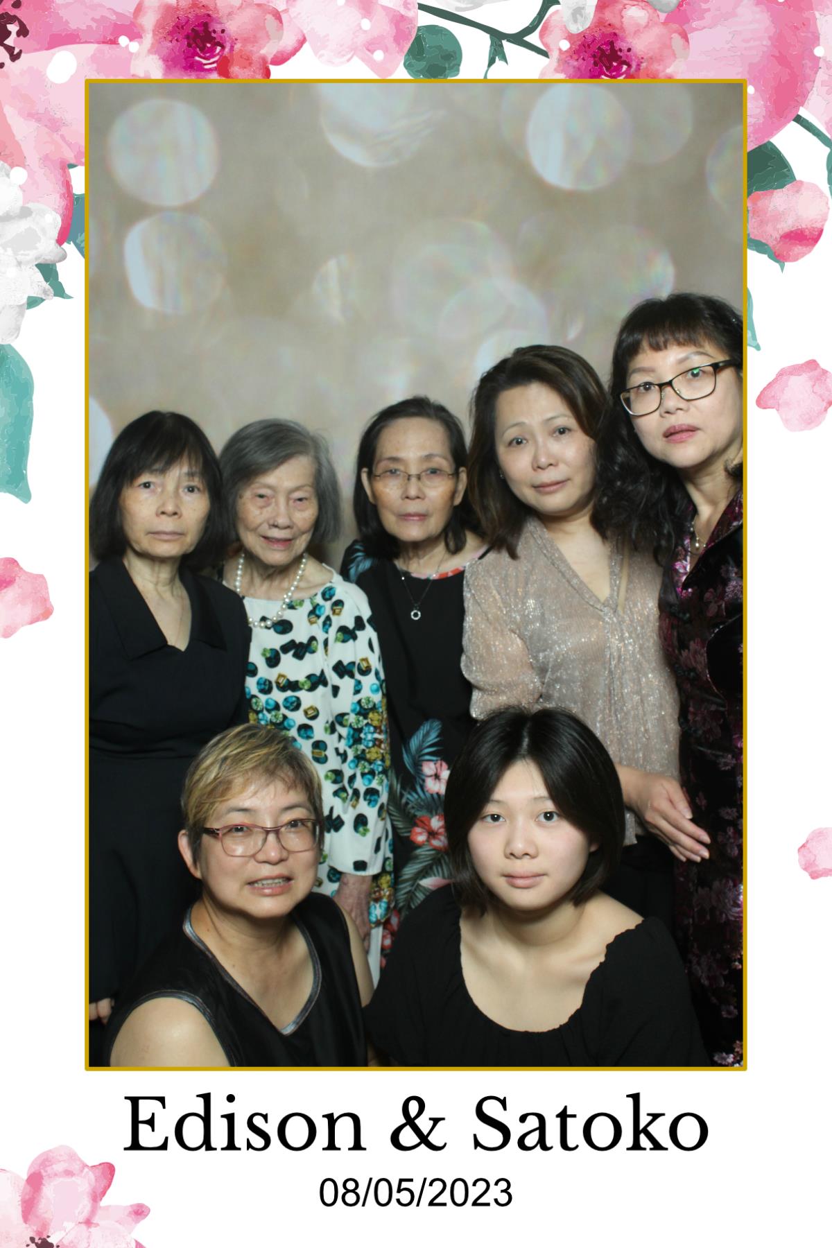 Edison & Satoko | View more photos from the event at gallery.myselfiemirror.ca/u/romanmyselfiemirrorca/Edison-Satoko