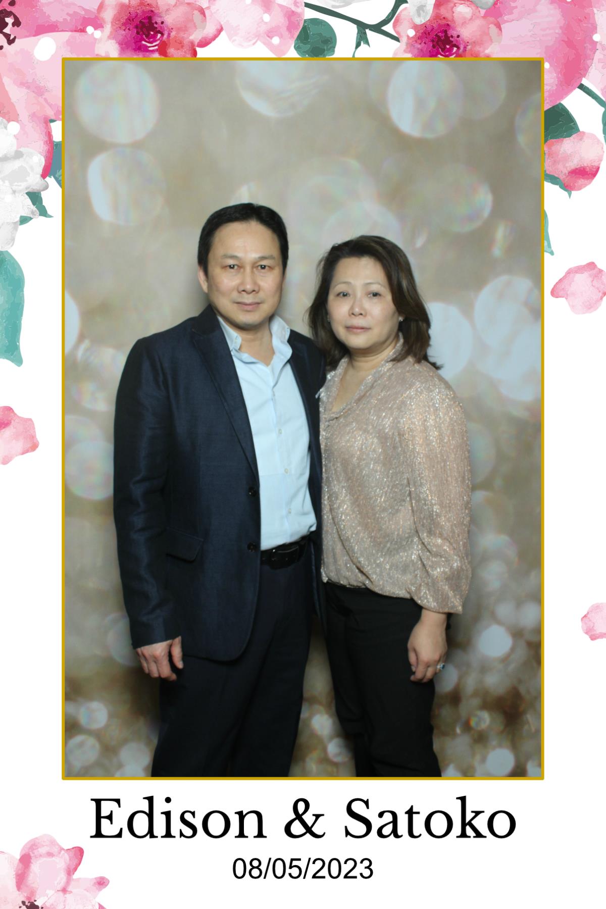 Edison & Satoko | View more photos from the event at gallery.myselfiemirror.ca/u/romanmyselfiemirrorca/Edison-Satoko