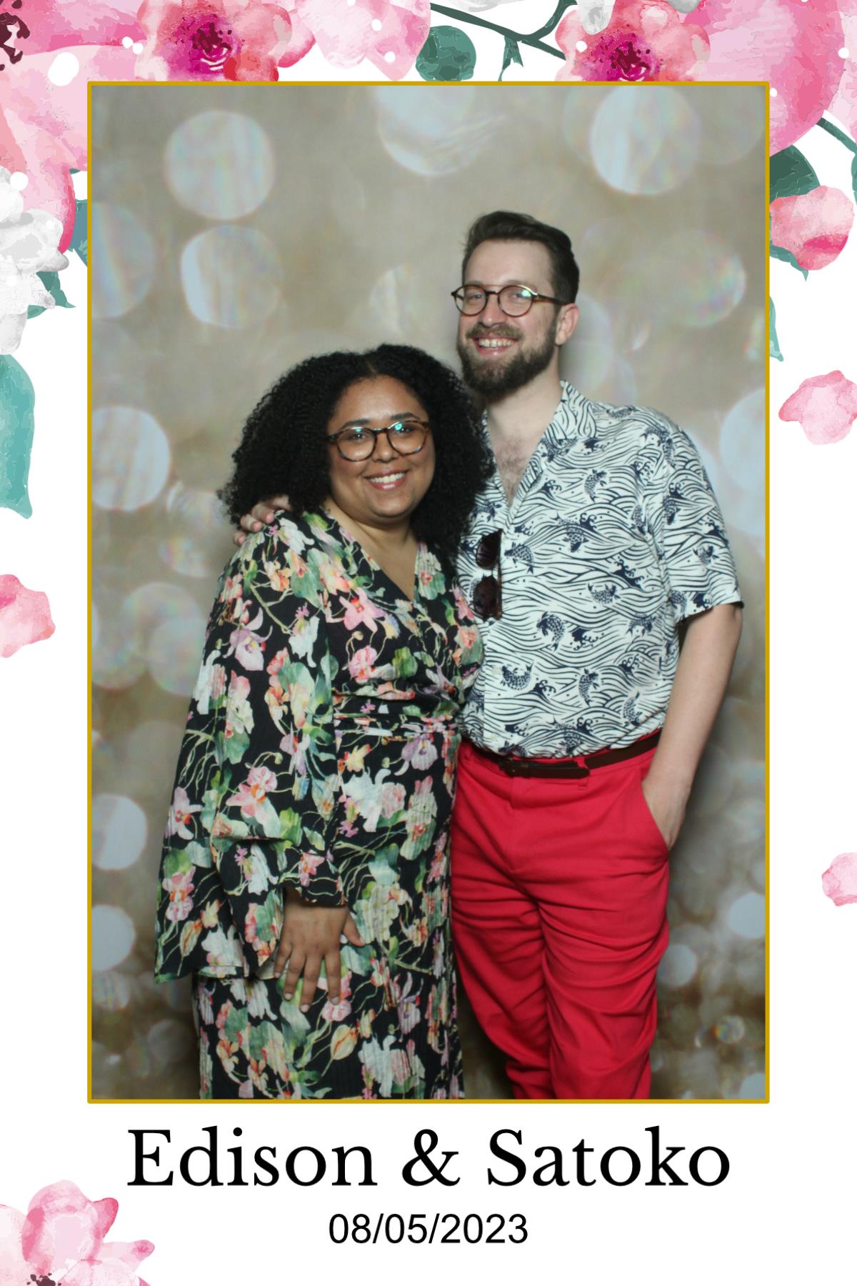 Edison & Satoko | View more photos from the event at gallery.myselfiemirror.ca/u/romanmyselfiemirrorca/Edison-Satoko