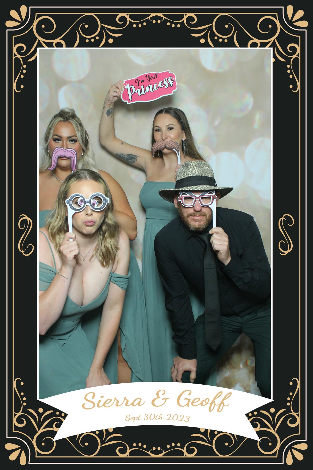 Geoff & Sierra | View more photos from the event at gallery.myselfiemirror.ca/u/romanmyselfiemirrorca/Geoff-Sierra