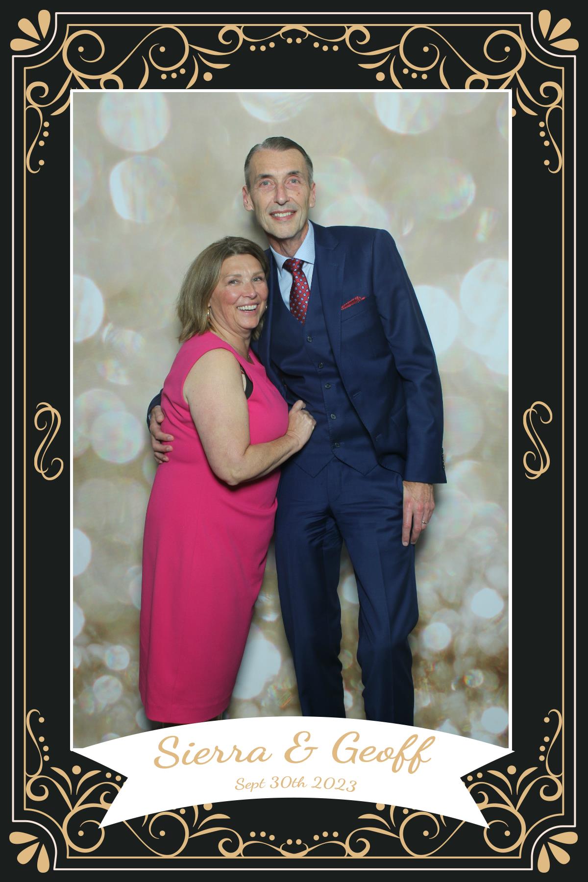 Geoff & Sierra | View more photos from the event at gallery.myselfiemirror.ca/u/romanmyselfiemirrorca/Geoff-Sierra