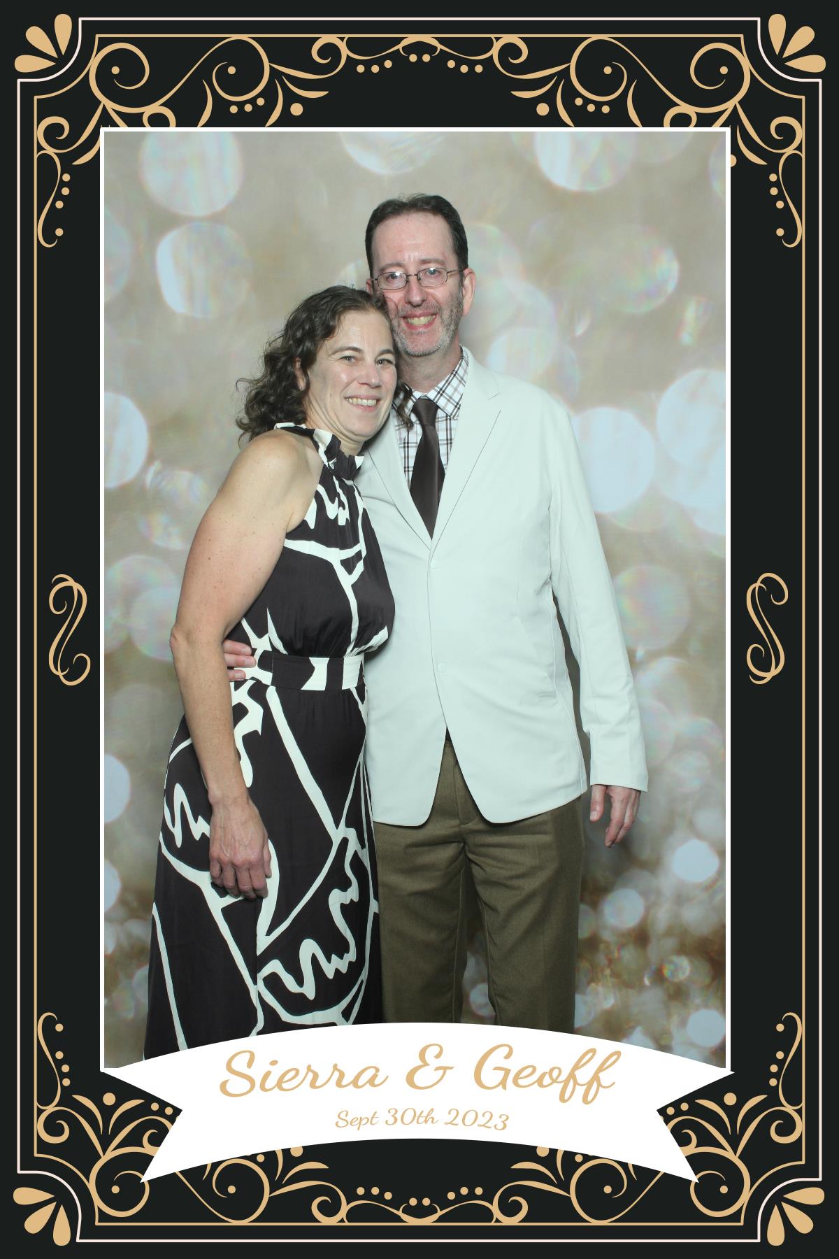 Geoff & Sierra | View more photos from the event at gallery.myselfiemirror.ca/u/romanmyselfiemirrorca/Geoff-Sierra