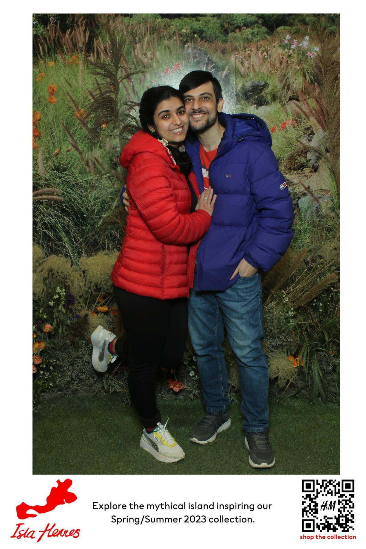 H&M Isla Hennes Collection Launch | View more photos from the event at gallery.myselfiemirror.ca/u/romanmyselfiemirrorca/HM-Isla-Hennes-Collection-Launch