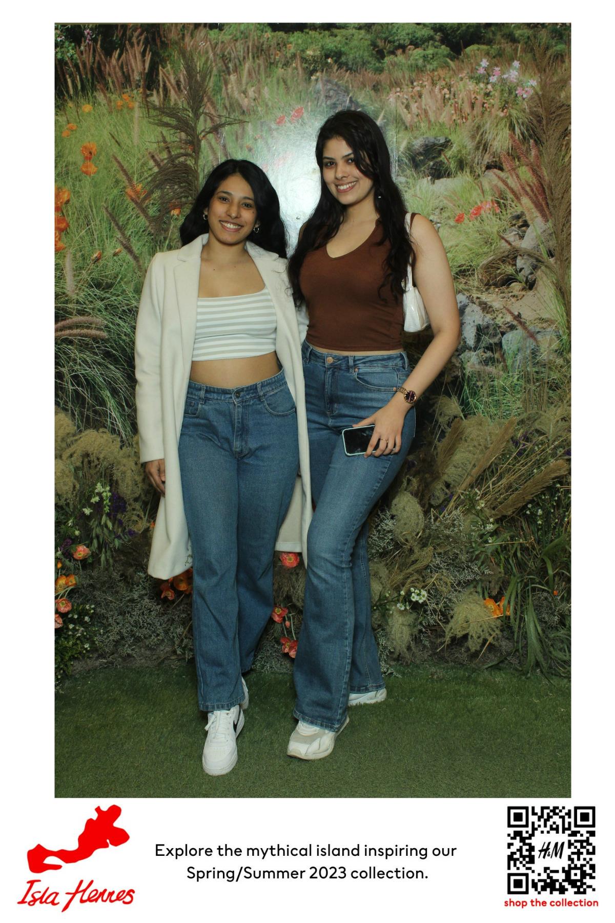 H&M Isla Hennes Collection Launch | View more photos from the event at gallery.myselfiemirror.ca/u/romanmyselfiemirrorca/HM-Isla-Hennes-Collection-Launch