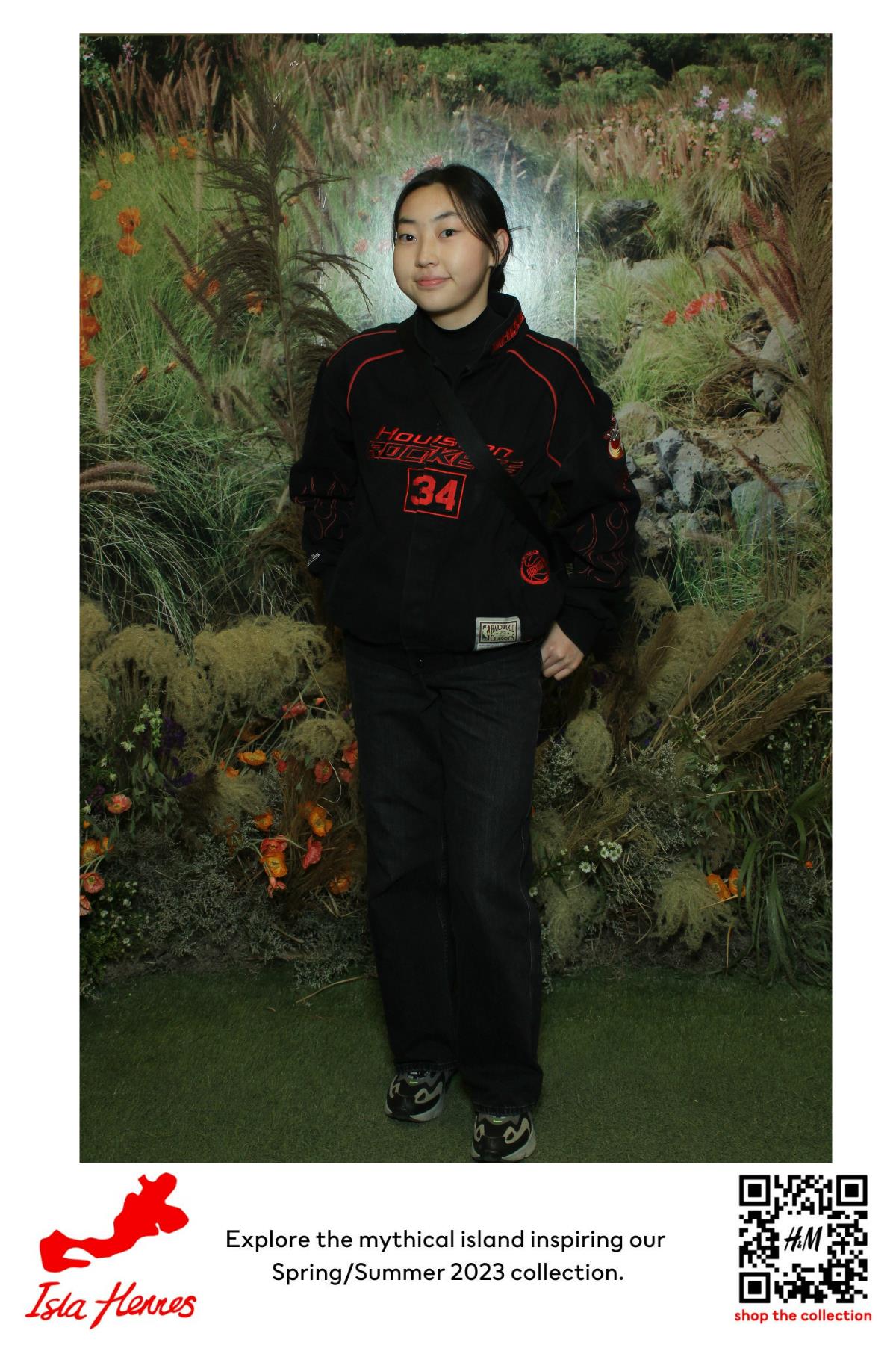 H&M Isla Hennes Collection Launch | View more photos from the event at gallery.myselfiemirror.ca/u/romanmyselfiemirrorca/HM-Isla-Hennes-Collection-Launch