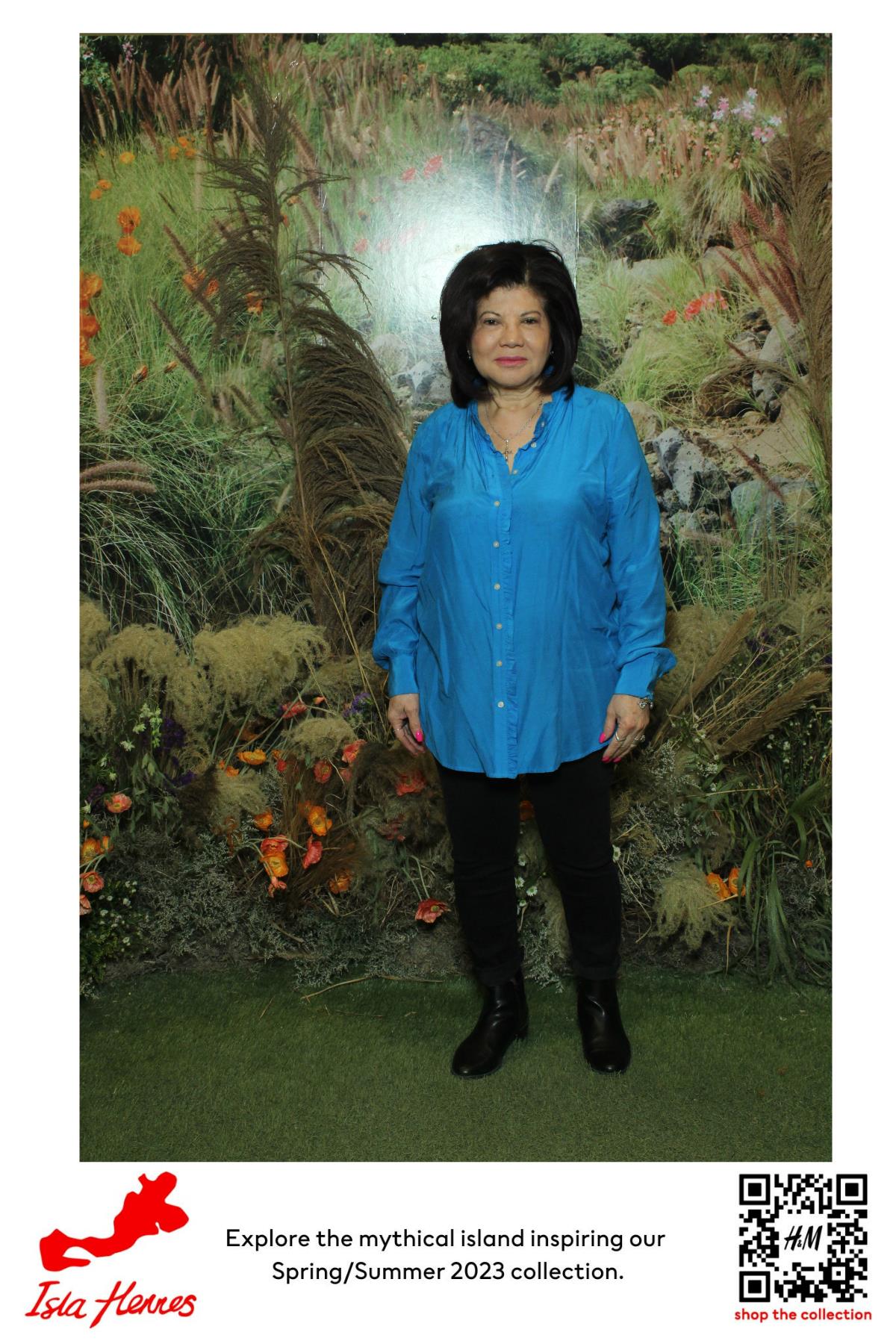 H&M Isla Hennes Collection Launch | View more photos from the event at gallery.myselfiemirror.ca/u/romanmyselfiemirrorca/HM-Isla-Hennes-Collection-Launch