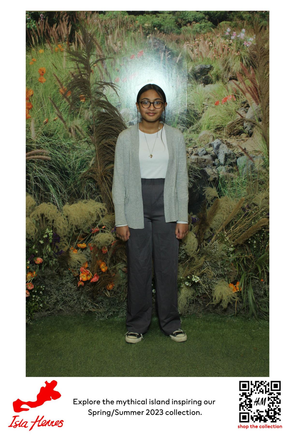 H&M Isla Hennes Collection Launch | View more photos from the event at gallery.myselfiemirror.ca/u/romanmyselfiemirrorca/HM-Isla-Hennes-Collection-Launch