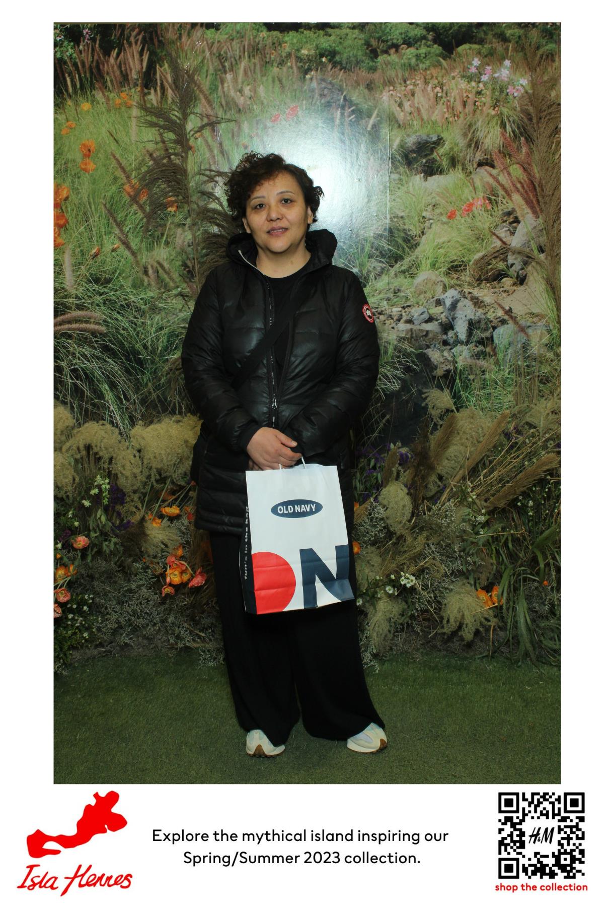 H&M Isla Hennes Collection Launch | View more photos from the event at gallery.myselfiemirror.ca/u/romanmyselfiemirrorca/HM-Isla-Hennes-Collection-Launch