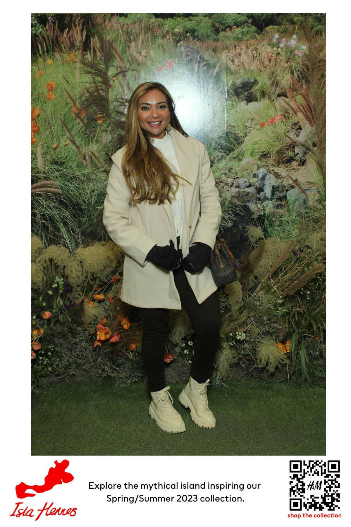 H&M Isla Hennes Collection Launch | View more photos from the event at gallery.myselfiemirror.ca/u/romanmyselfiemirrorca/HM-Isla-Hennes-Collection-Launch