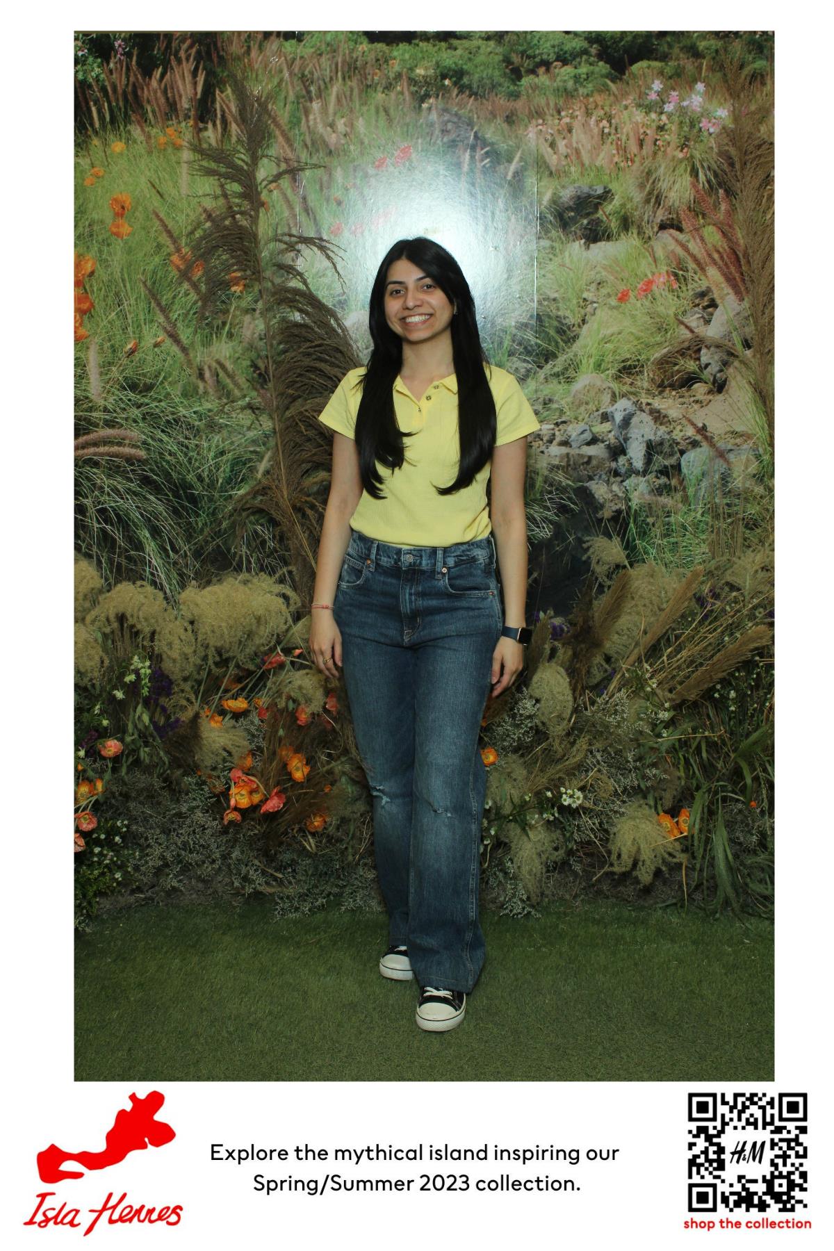 H&M Isla Hennes Collection Launch | View more photos from the event at gallery.myselfiemirror.ca/u/romanmyselfiemirrorca/HM-Isla-Hennes-Collection-Launch