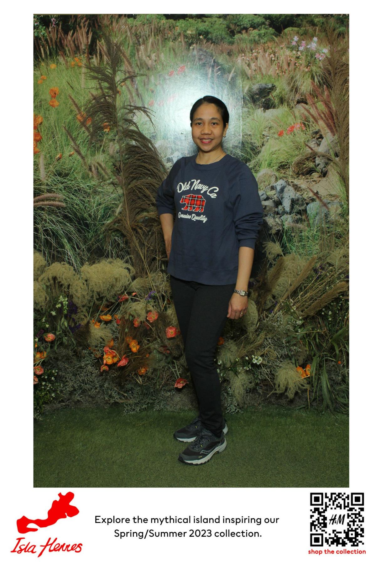 H&M Isla Hennes Collection Launch | View more photos from the event at gallery.myselfiemirror.ca/u/romanmyselfiemirrorca/HM-Isla-Hennes-Collection-Launch