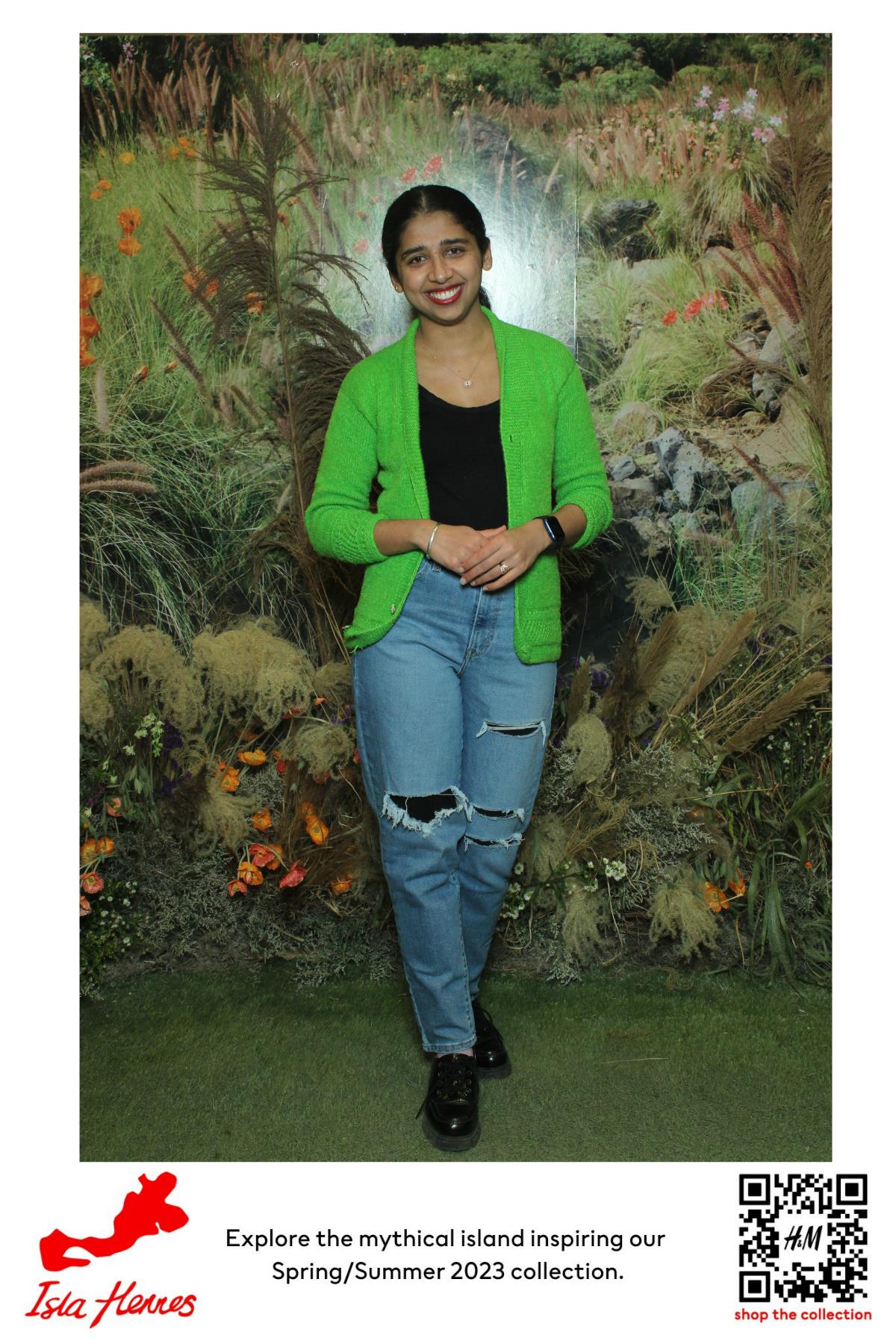 H&M Isla Hennes Collection Launch | View more photos from the event at gallery.myselfiemirror.ca/u/romanmyselfiemirrorca/HM-Isla-Hennes-Collection-Launch