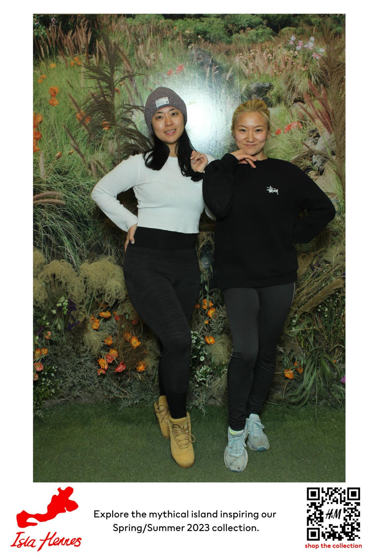 H&M Isla Hennes Collection Launch | View more photos from the event at gallery.myselfiemirror.ca/u/romanmyselfiemirrorca/HM-Isla-Hennes-Collection-Launch