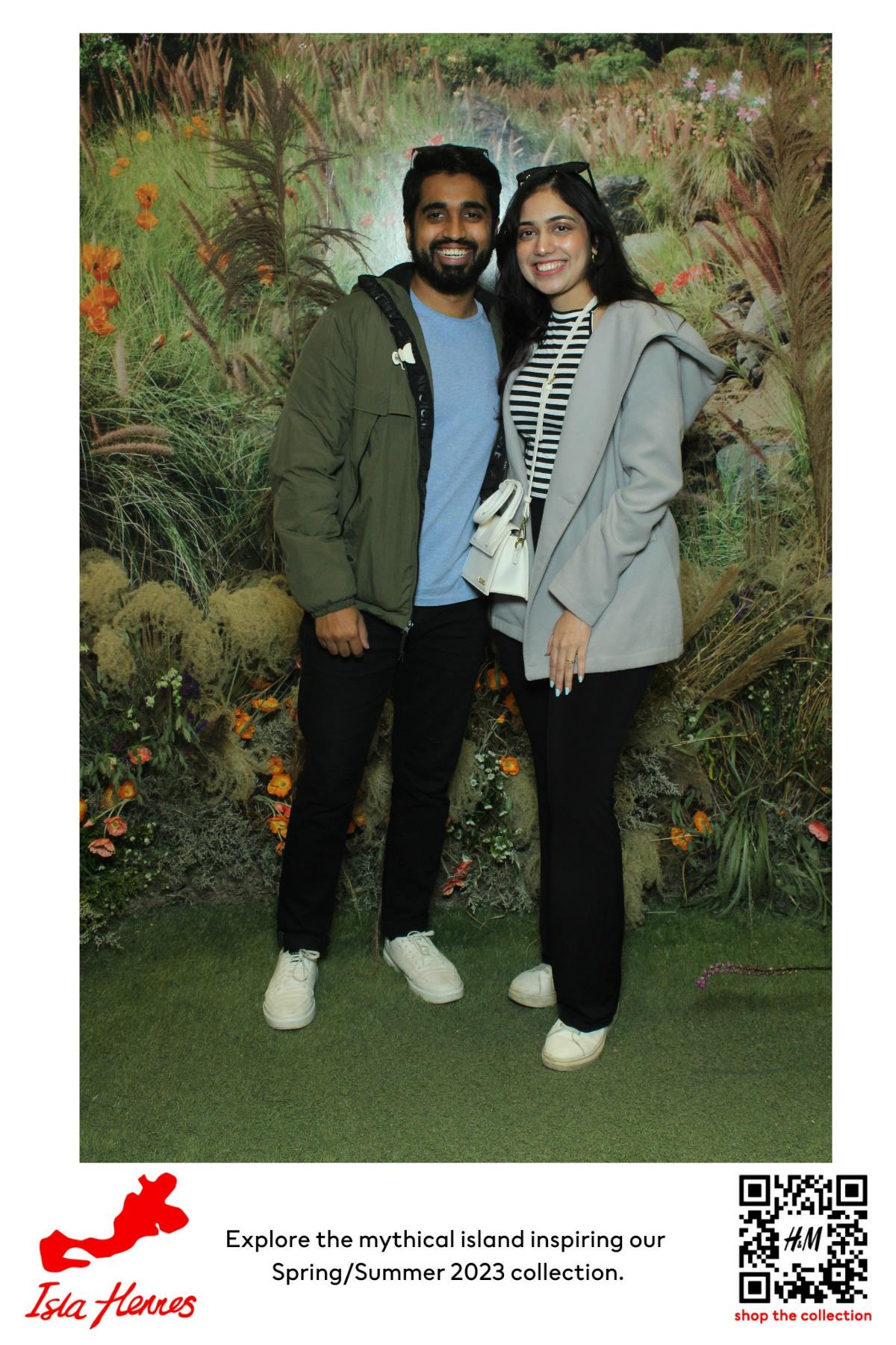 H&M Isla Hennes Collection Launch | View more photos from the event at gallery.myselfiemirror.ca/u/romanmyselfiemirrorca/HM-Isla-Hennes-Collection-Launch