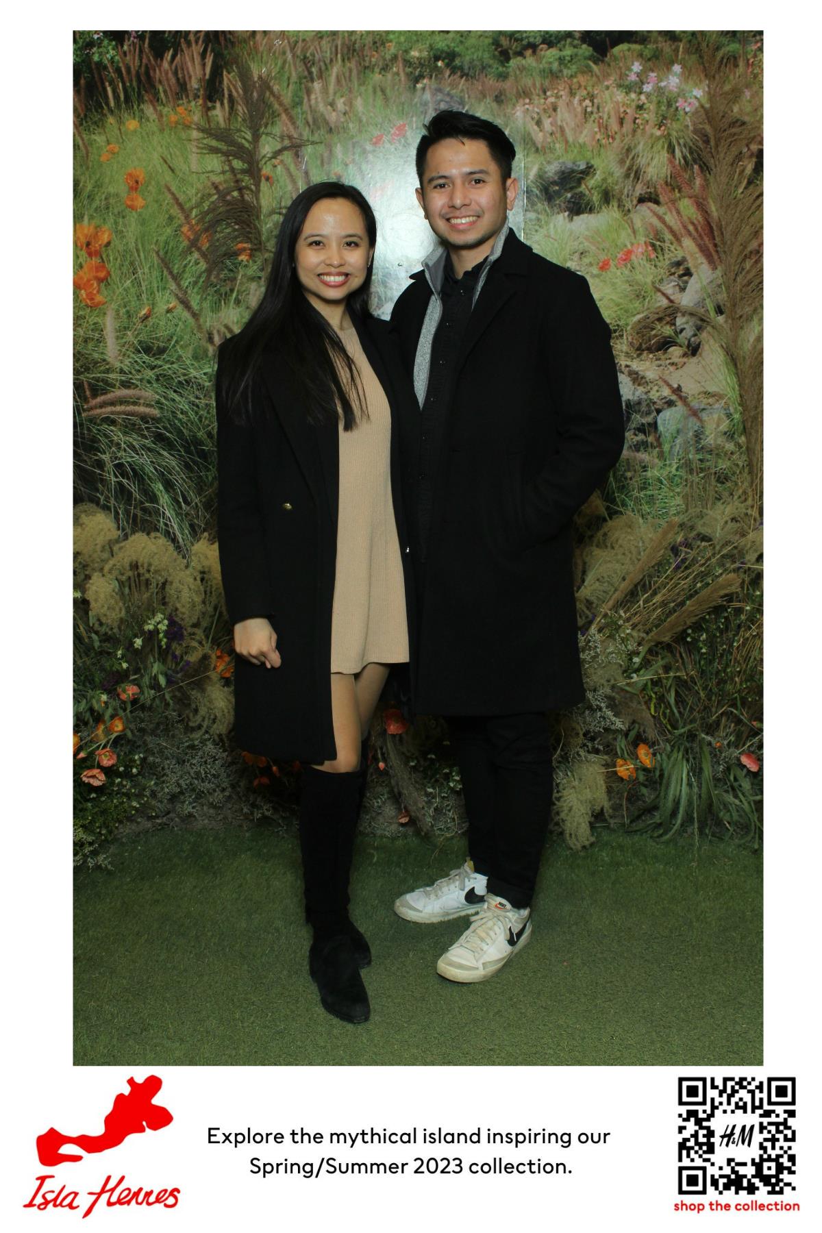 H&M Isla Hennes Collection Launch | View more photos from the event at gallery.myselfiemirror.ca/u/romanmyselfiemirrorca/HM-Isla-Hennes-Collection-Launch