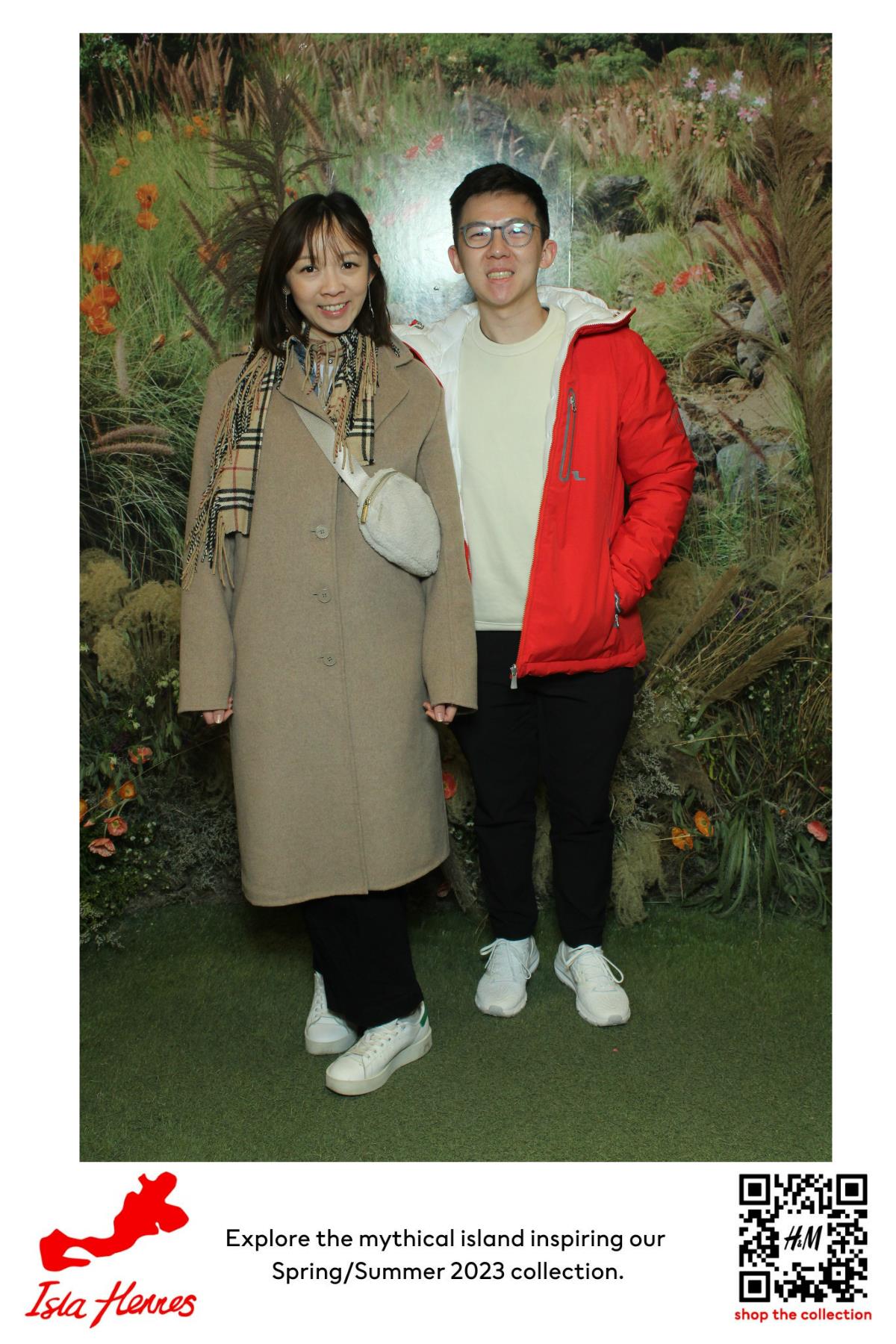 H&M Isla Hennes Collection Launch | View more photos from the event at gallery.myselfiemirror.ca/u/romanmyselfiemirrorca/HM-Isla-Hennes-Collection-Launch