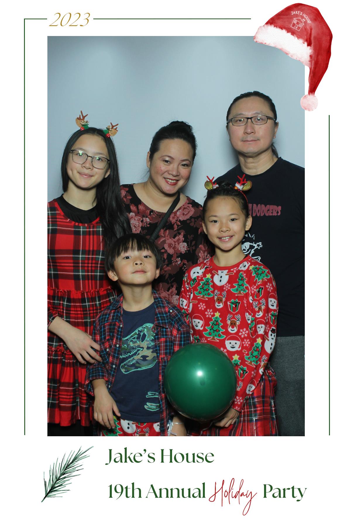 Jake's House Annual Holiday Party | View more photos from the event at gallery.myselfiemirror.ca/u/romanmyselfiemirrorca/Jakes-House-Annual-Holiday-Party