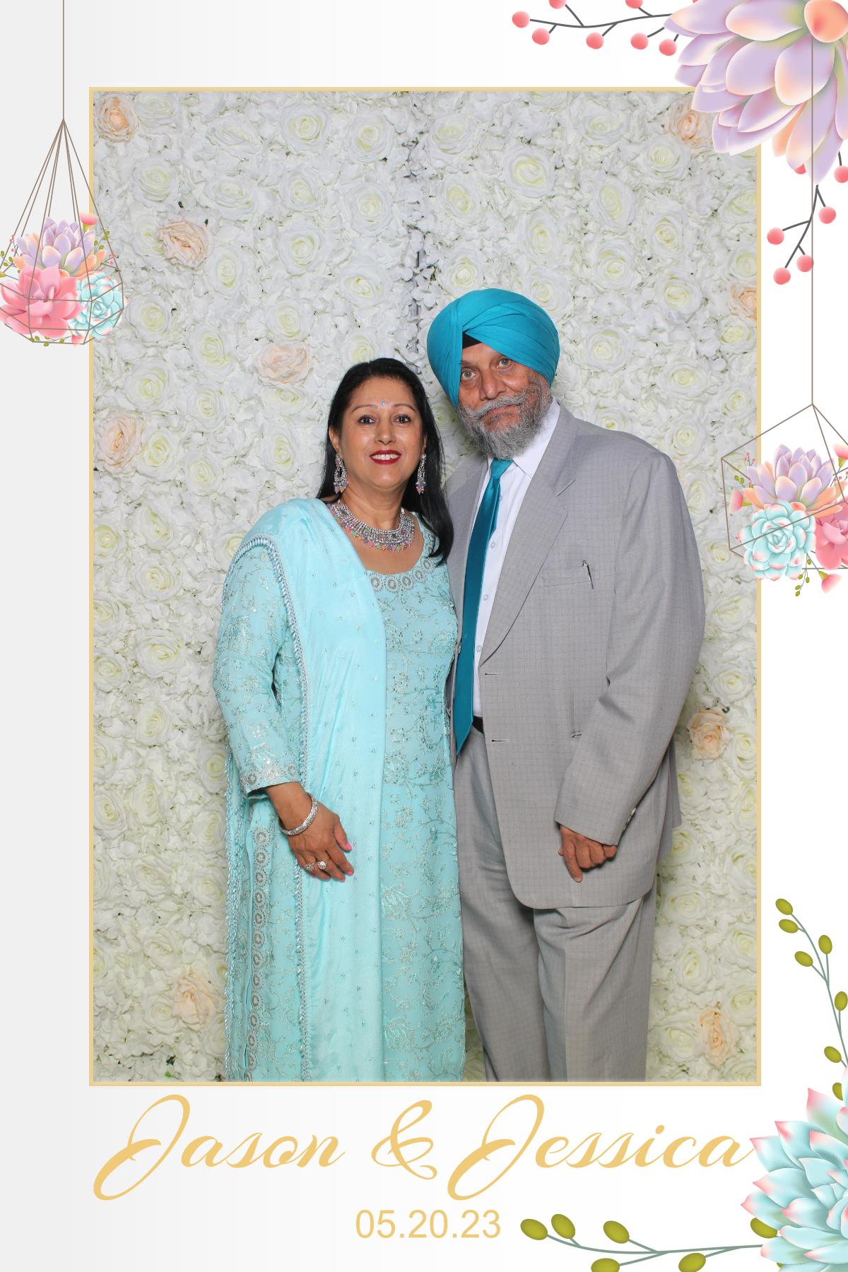 Jessica & Jason  | View more photos from the event at gallery.myselfiemirror.ca/u/romanmyselfiemirrorca/Jessica-Jason