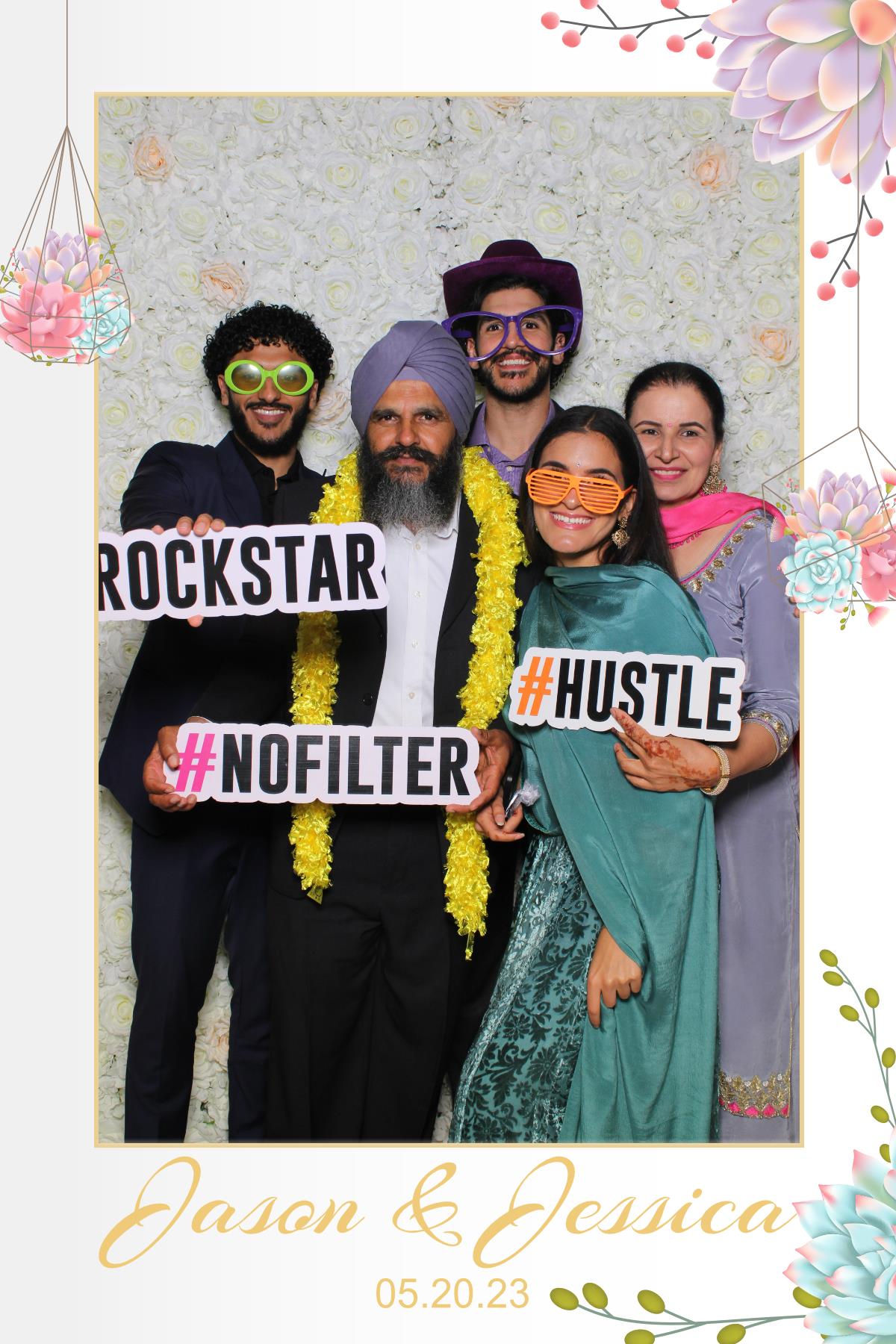 Jessica & Jason  | View more photos from the event at gallery.myselfiemirror.ca/u/romanmyselfiemirrorca/Jessica-Jason