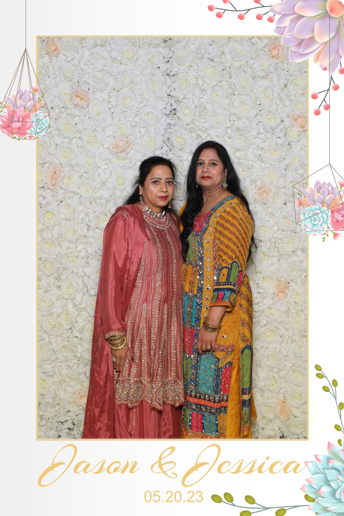 Jessica & Jason  | View more photos from the event at gallery.myselfiemirror.ca/u/romanmyselfiemirrorca/Jessica-Jason