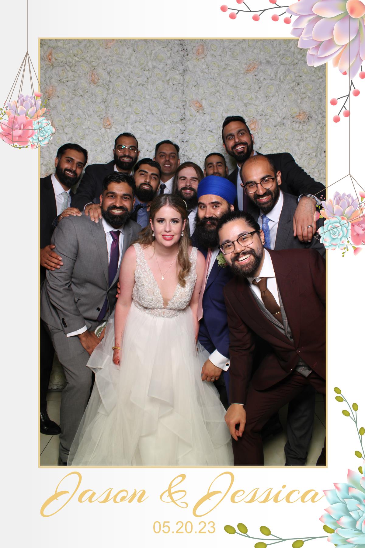 Jessica & Jason  | View more photos from the event at gallery.myselfiemirror.ca/u/romanmyselfiemirrorca/Jessica-Jason