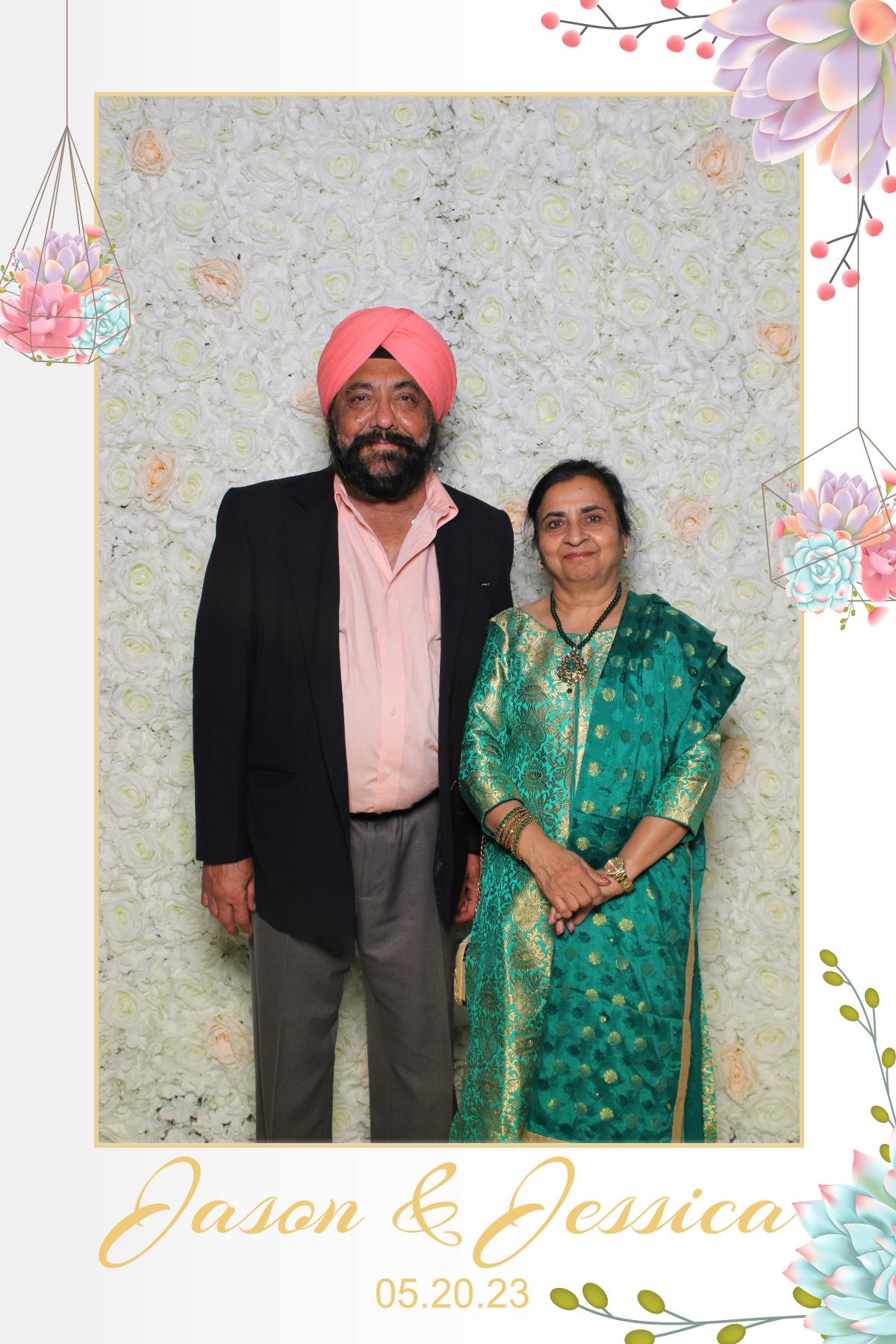 Jessica & Jason  | View more photos from the event at gallery.myselfiemirror.ca/u/romanmyselfiemirrorca/Jessica-Jason