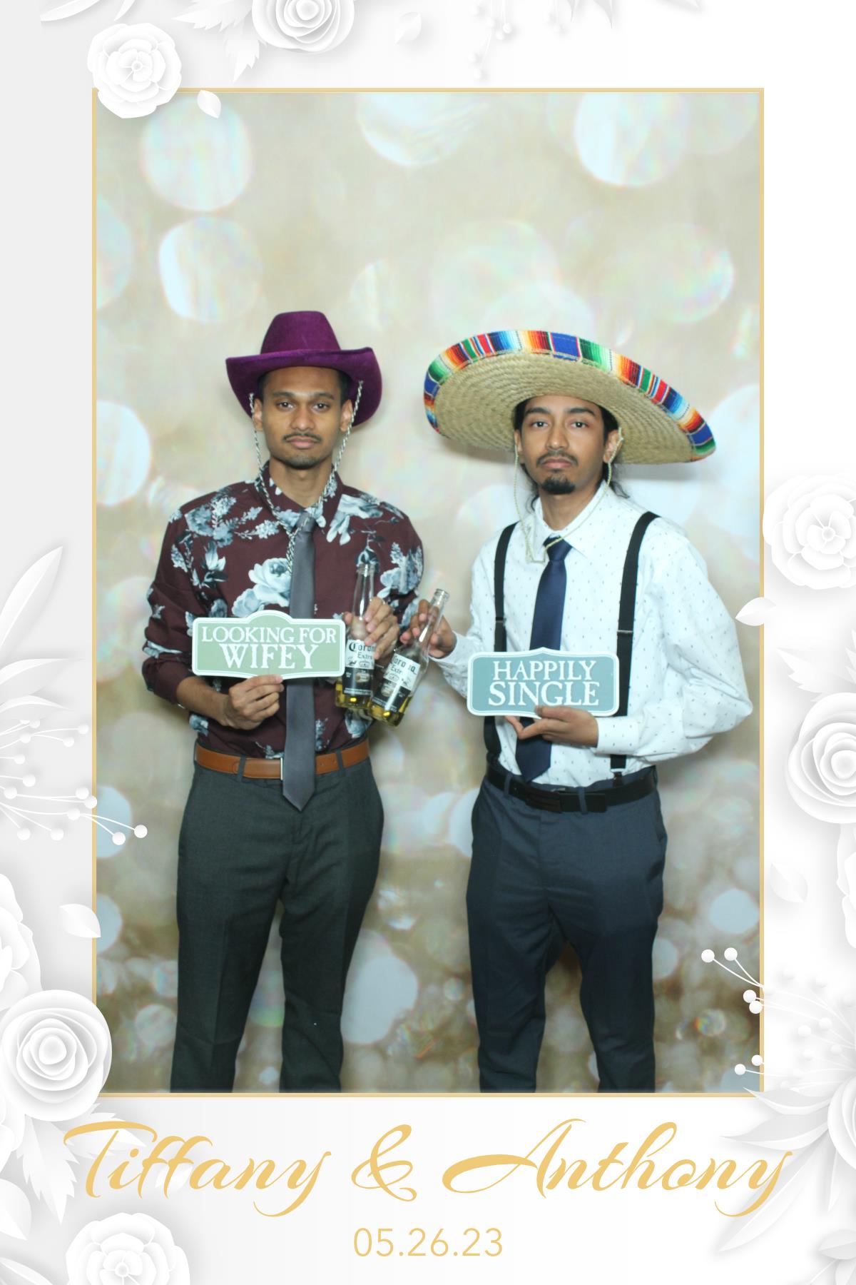 Jessica & Jason  | View more photos from the event at gallery.myselfiemirror.ca/u/romanmyselfiemirrorca/Jessica-Jason