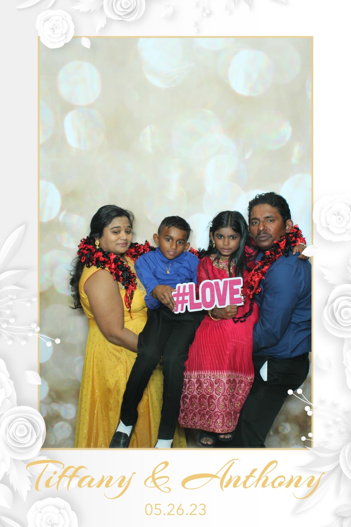 Jessica & Jason  | View more photos from the event at gallery.myselfiemirror.ca/u/romanmyselfiemirrorca/Jessica-Jason