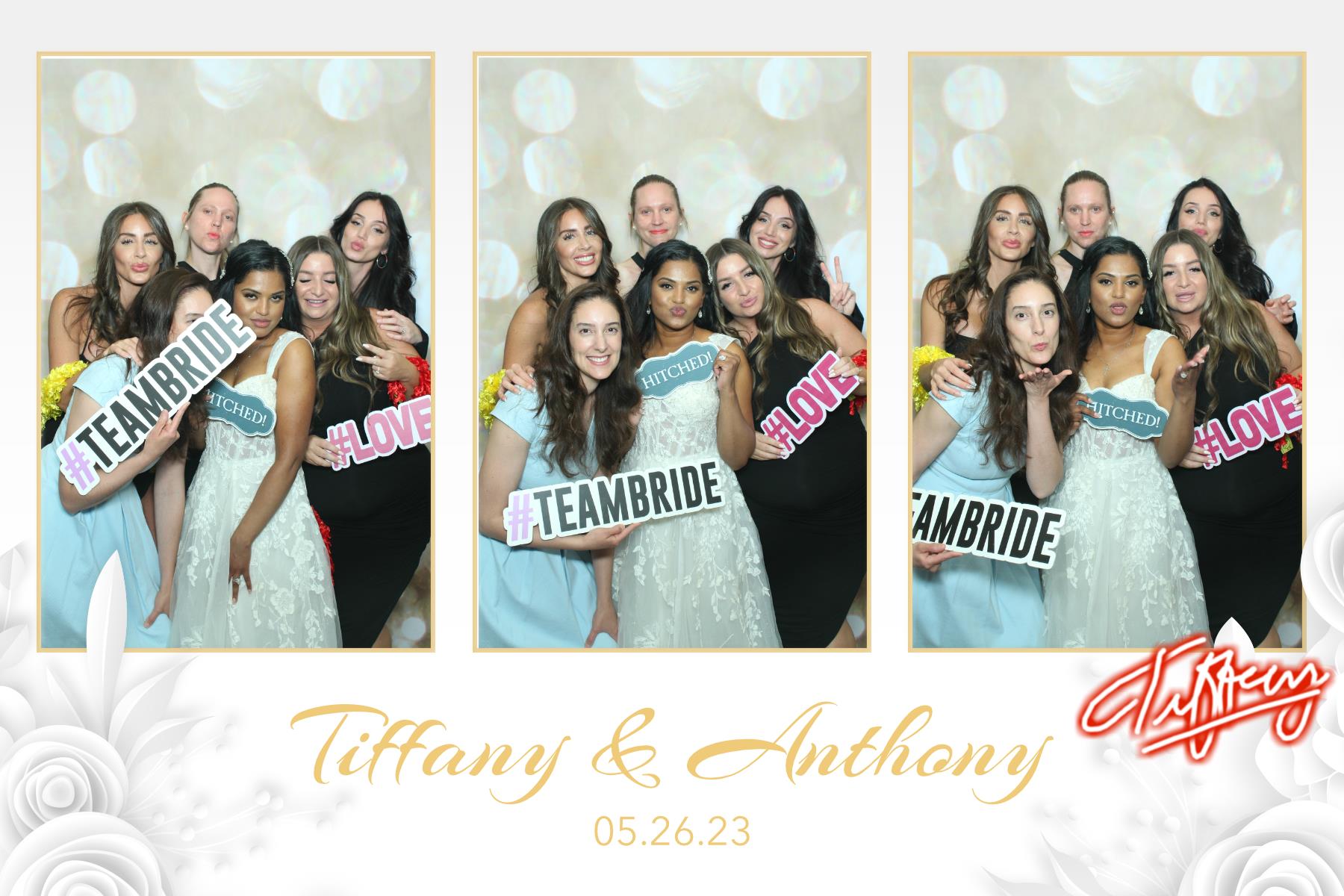 Jessica & Jason  | View more photos from the event at gallery.myselfiemirror.ca/u/romanmyselfiemirrorca/Jessica-Jason