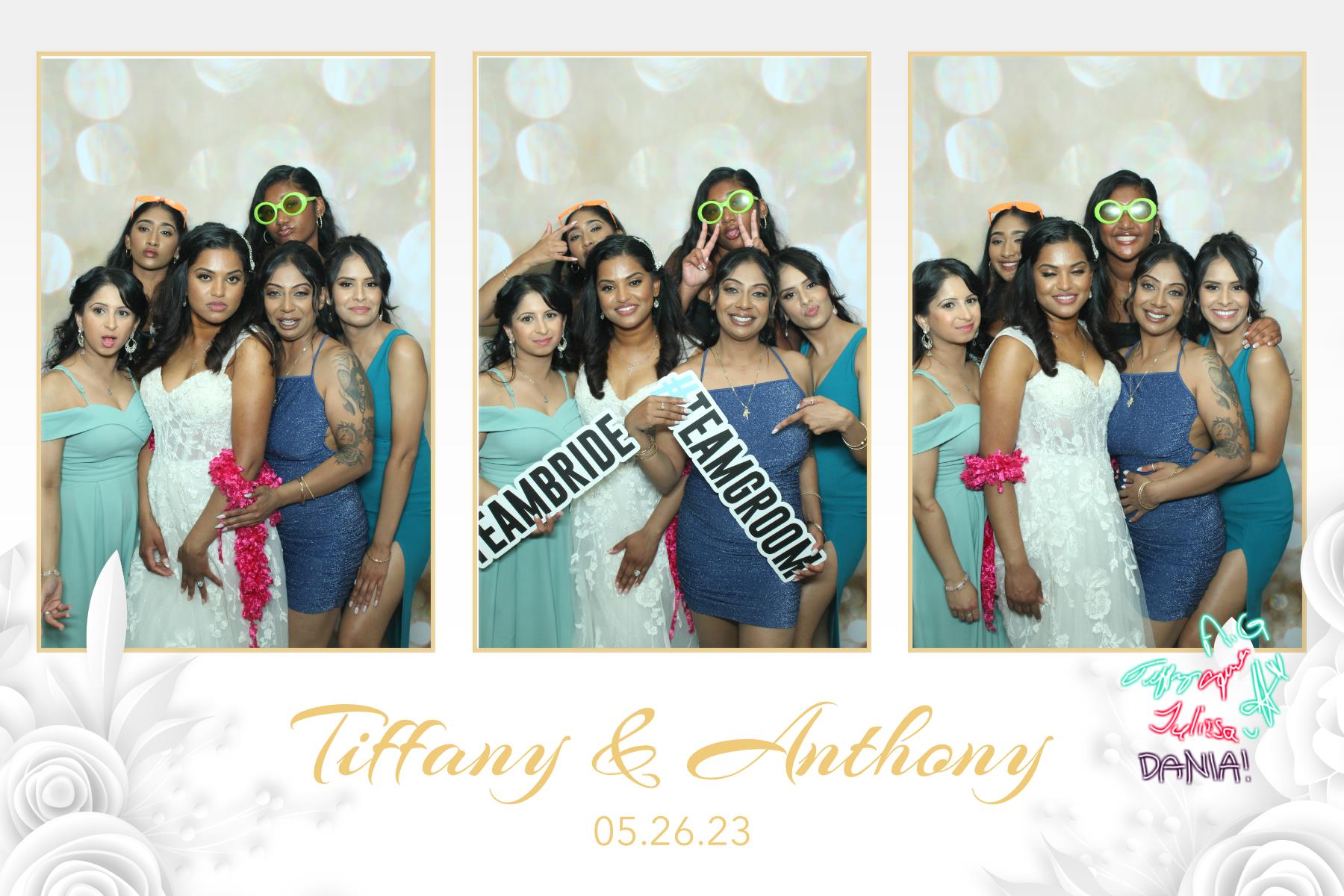 Jessica & Jason  | View more photos from the event at gallery.myselfiemirror.ca/u/romanmyselfiemirrorca/Jessica-Jason