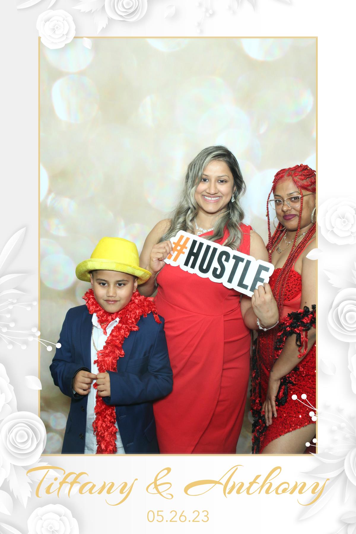 Jessica & Jason  | View more photos from the event at gallery.myselfiemirror.ca/u/romanmyselfiemirrorca/Jessica-Jason