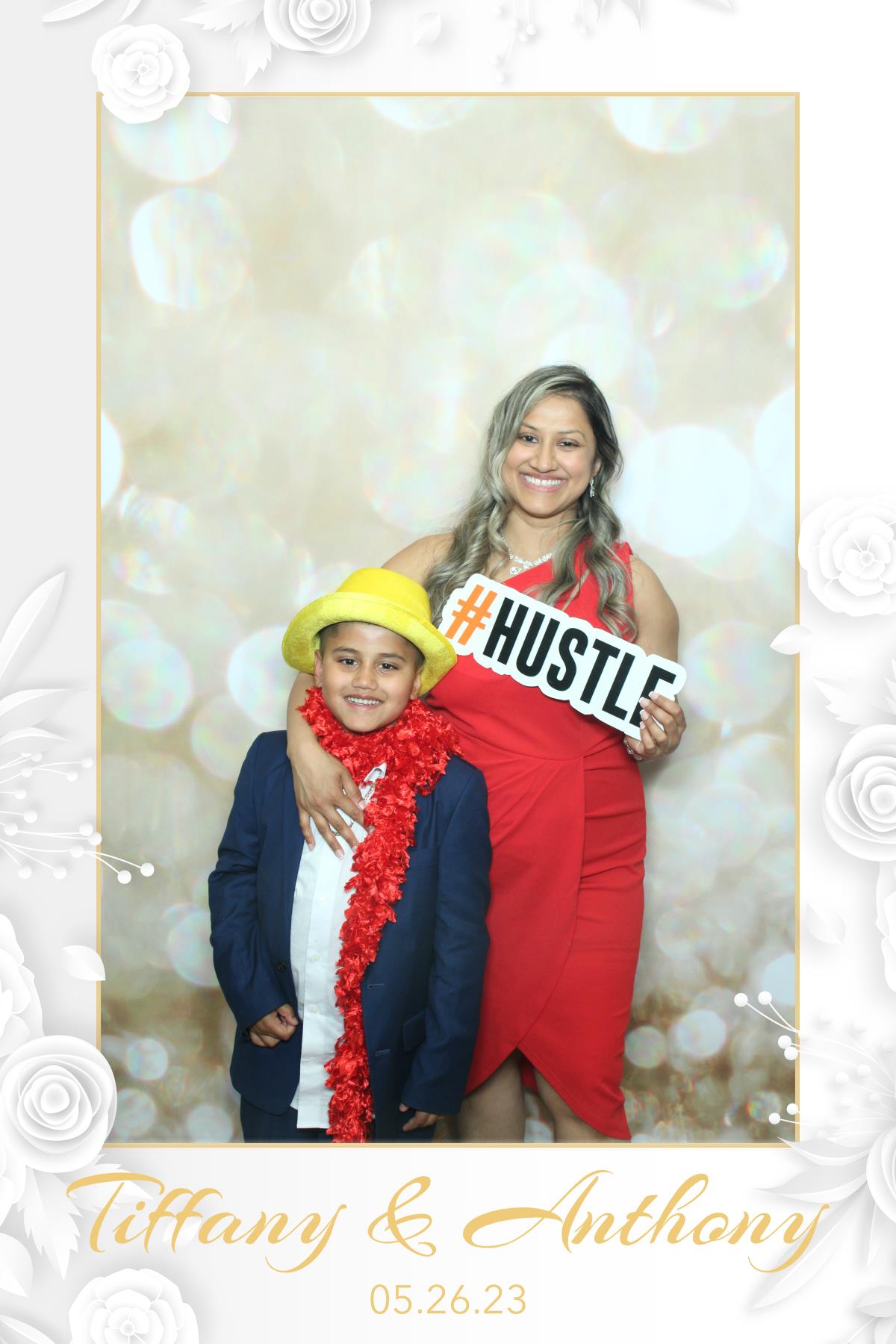 Jessica & Jason  | View more photos from the event at gallery.myselfiemirror.ca/u/romanmyselfiemirrorca/Jessica-Jason