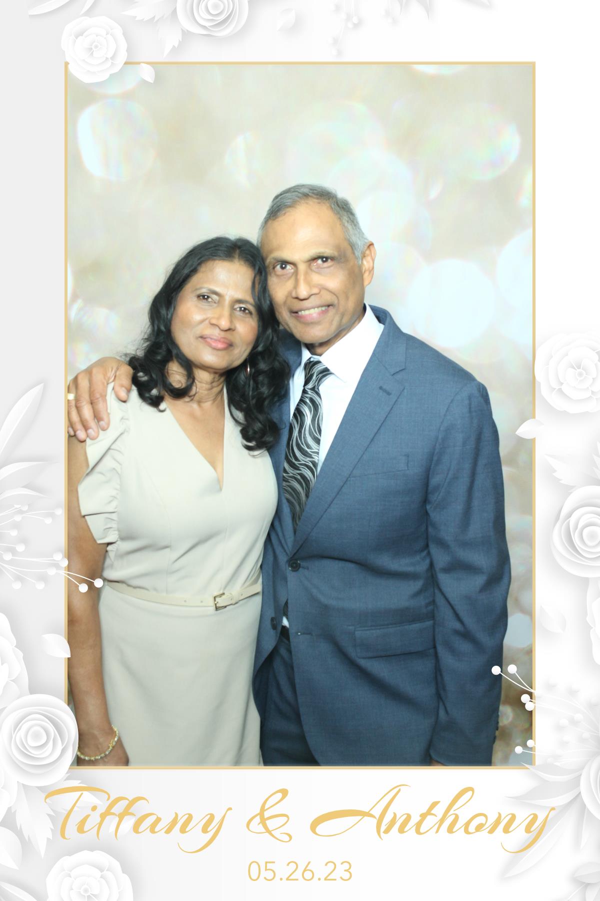 Jessica & Jason  | View more photos from the event at gallery.myselfiemirror.ca/u/romanmyselfiemirrorca/Jessica-Jason