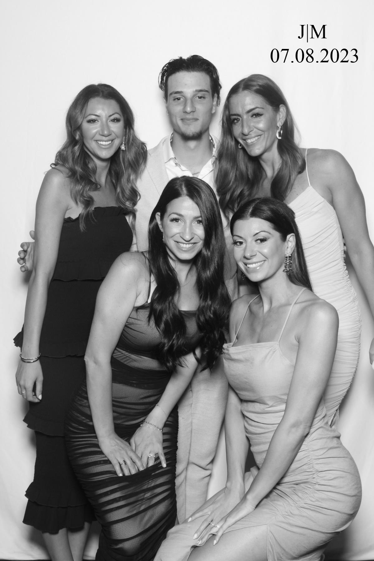 Jessica & Mark  | View more photos from the event at gallery.myselfiemirror.ca/u/romanmyselfiemirrorca/Jessica-Mark