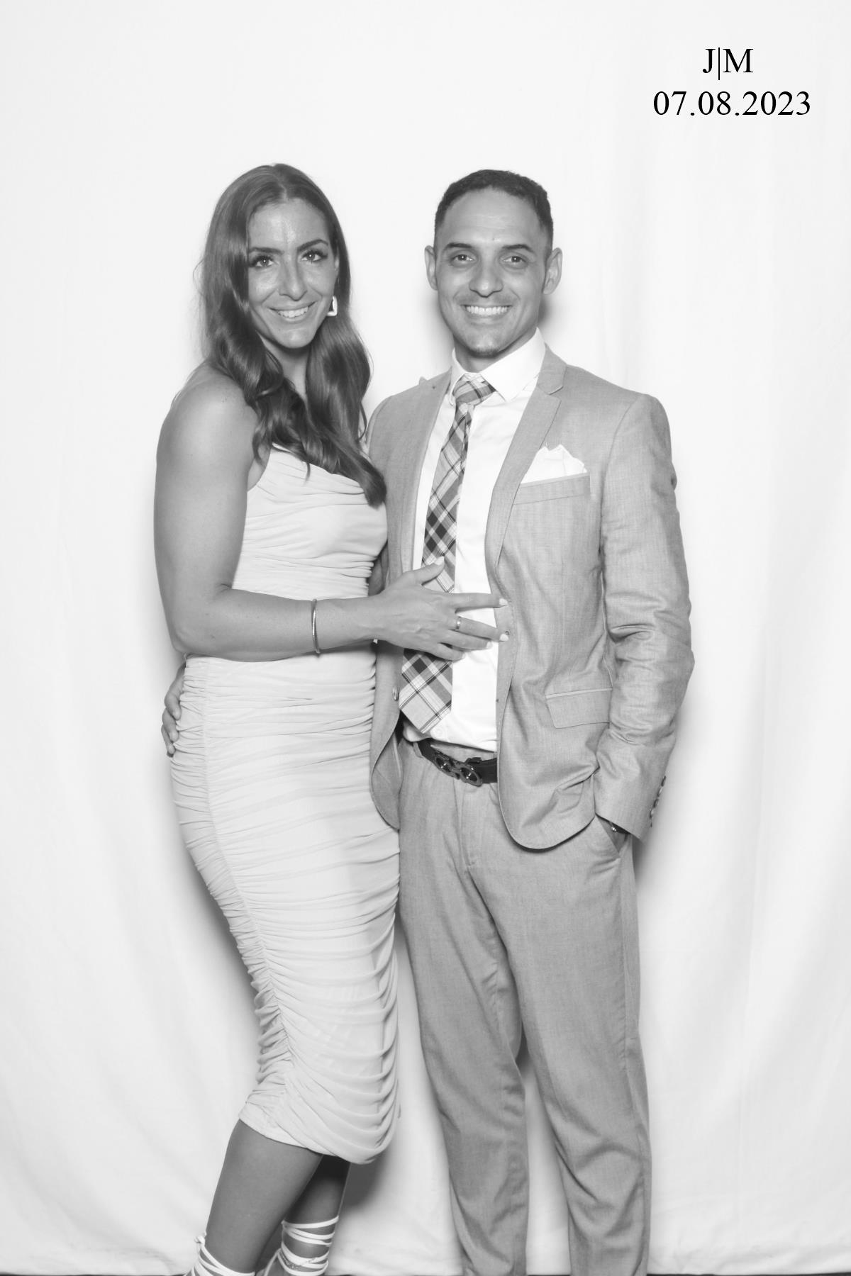 Jessica & Mark  | View more photos from the event at gallery.myselfiemirror.ca/u/romanmyselfiemirrorca/Jessica-Mark