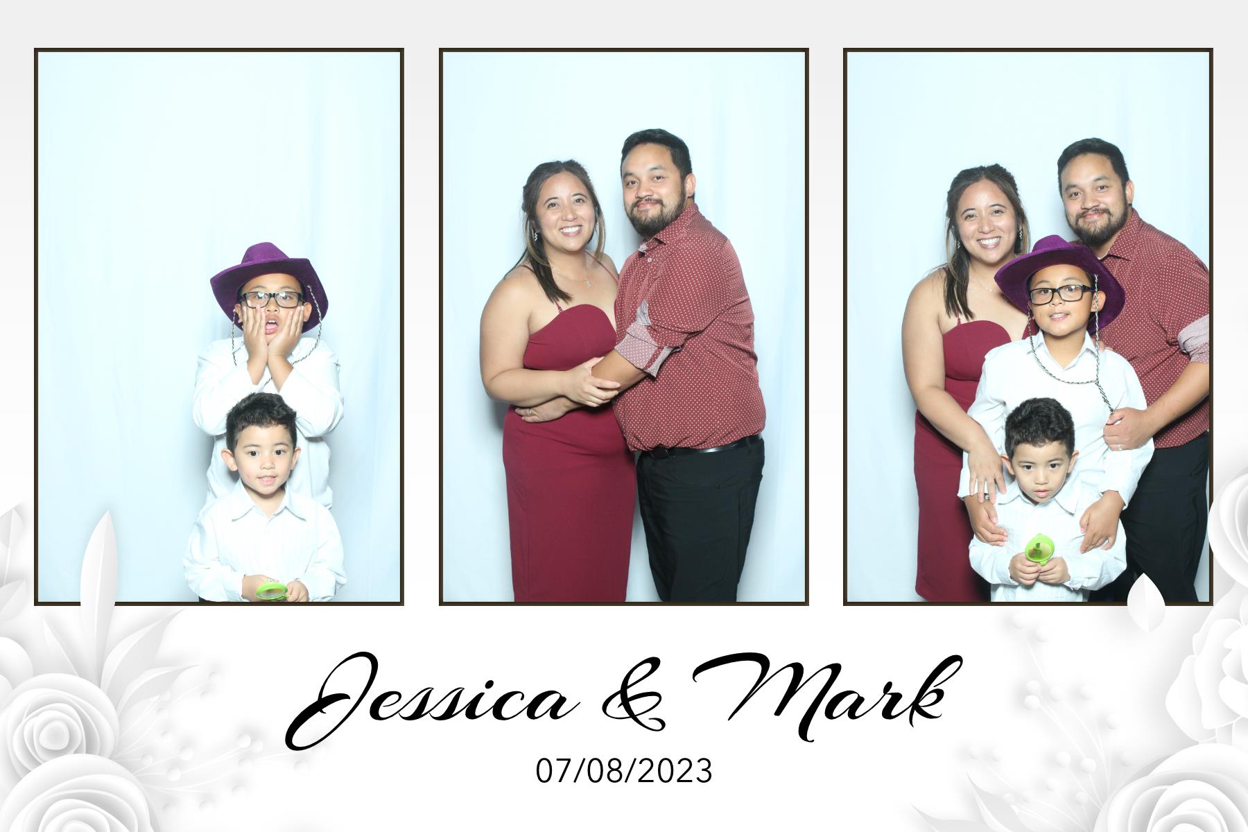 Jessica & Mark  | View more photos from the event at gallery.myselfiemirror.ca/u/romanmyselfiemirrorca/Jessica-Mark