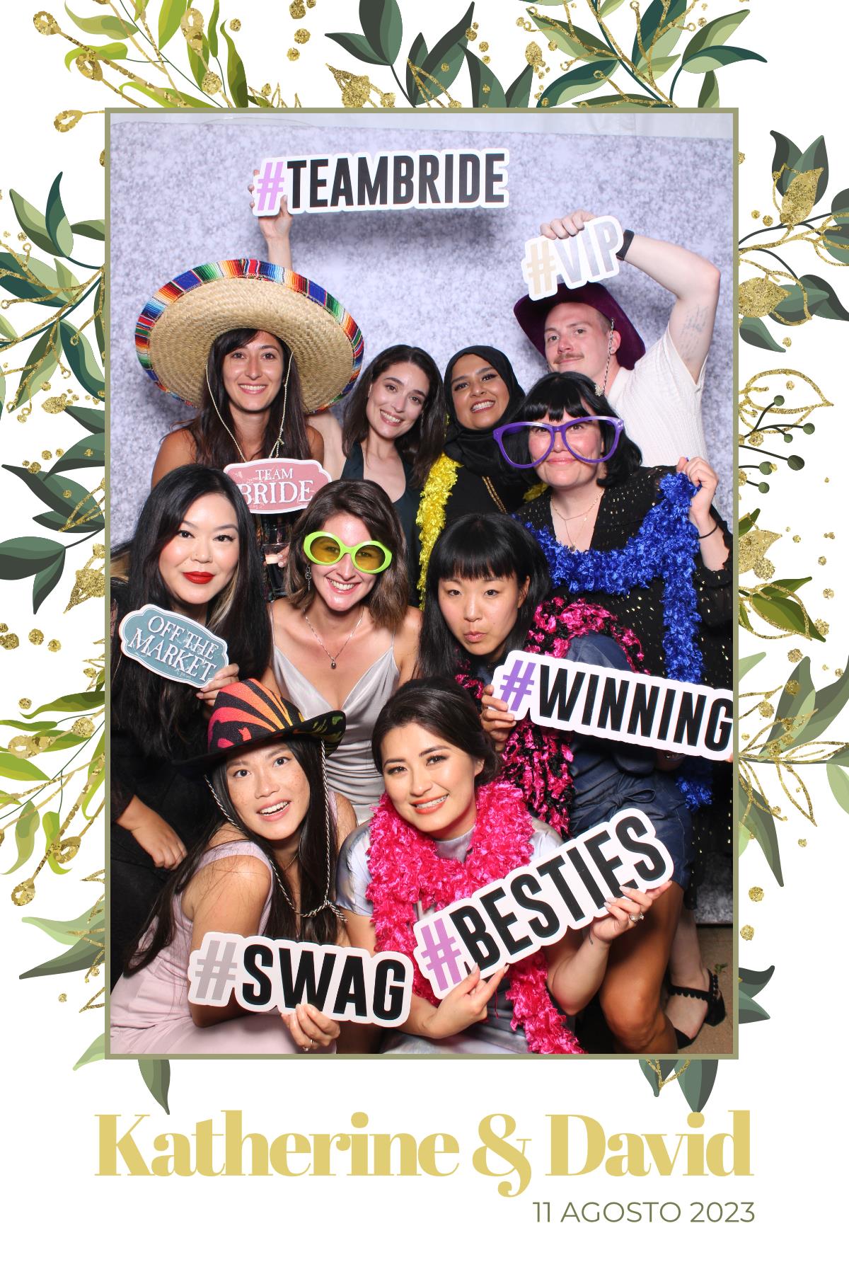 Katherine & David | View more photos from the event at gallery.myselfiemirror.ca/u/romanmyselfiemirrorca/Katherine-David