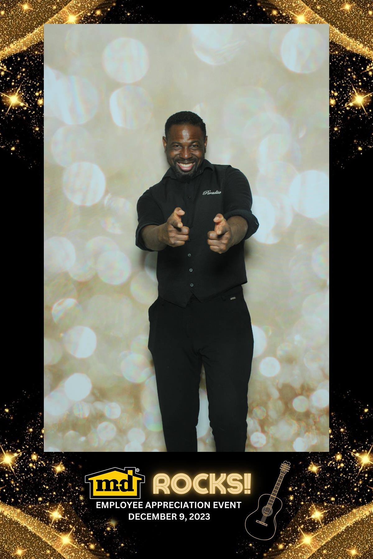 MD Employee Appreciation Event | View more photos from the event at gallery.myselfiemirror.ca/u/romanmyselfiemirrorca/MD-Employee-Appreciation-Event