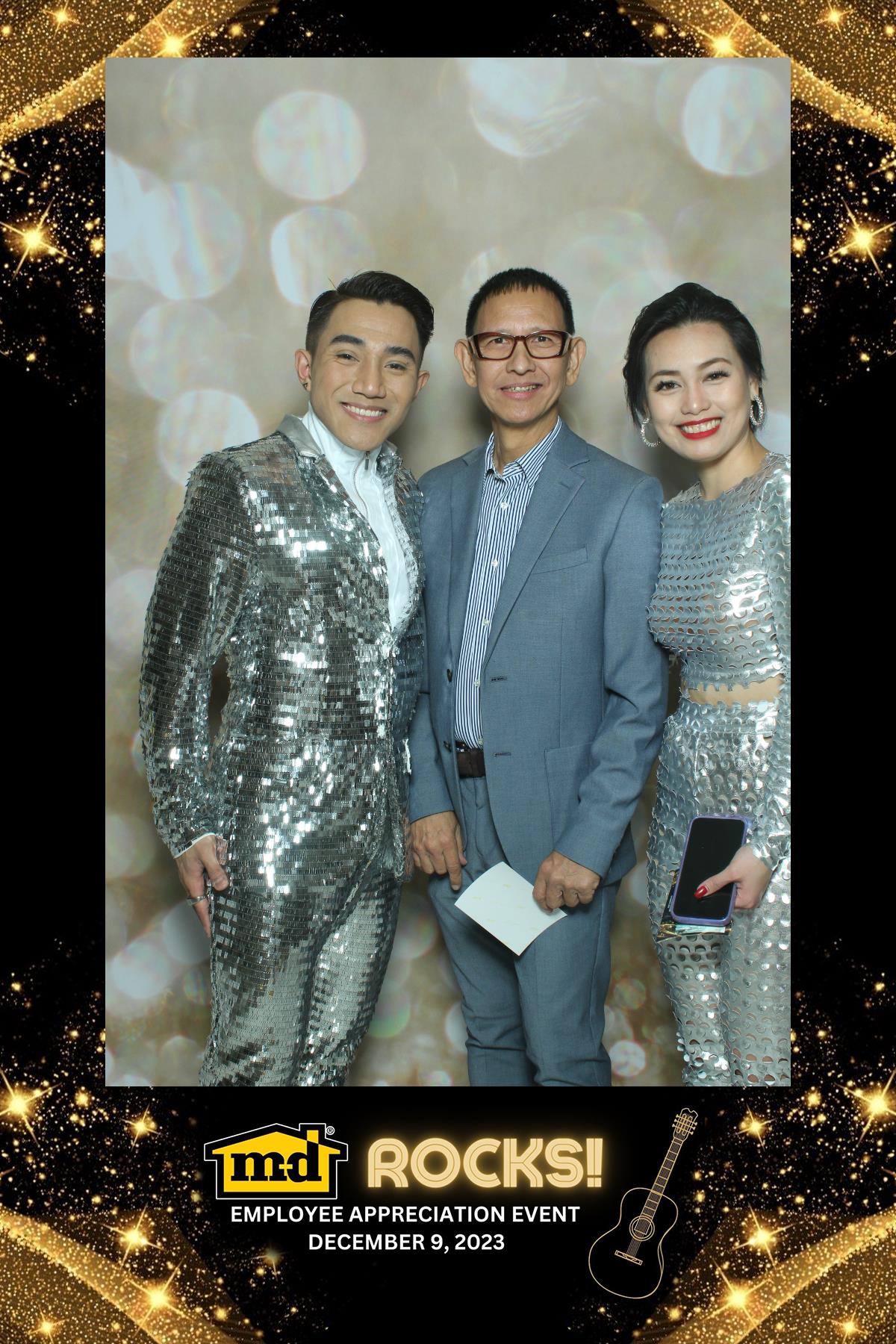 MD Employee Appreciation Event | View more photos from the event at gallery.myselfiemirror.ca/u/romanmyselfiemirrorca/MD-Employee-Appreciation-Event